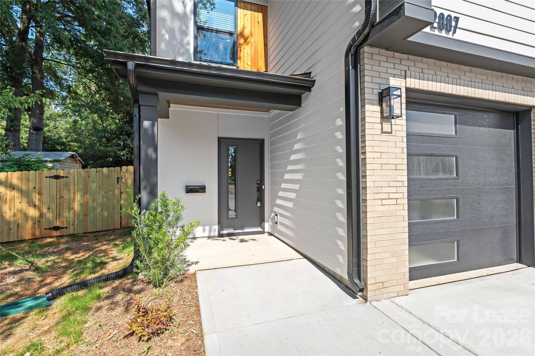 2007 Wilson AVE, Charlotte, NC 28208