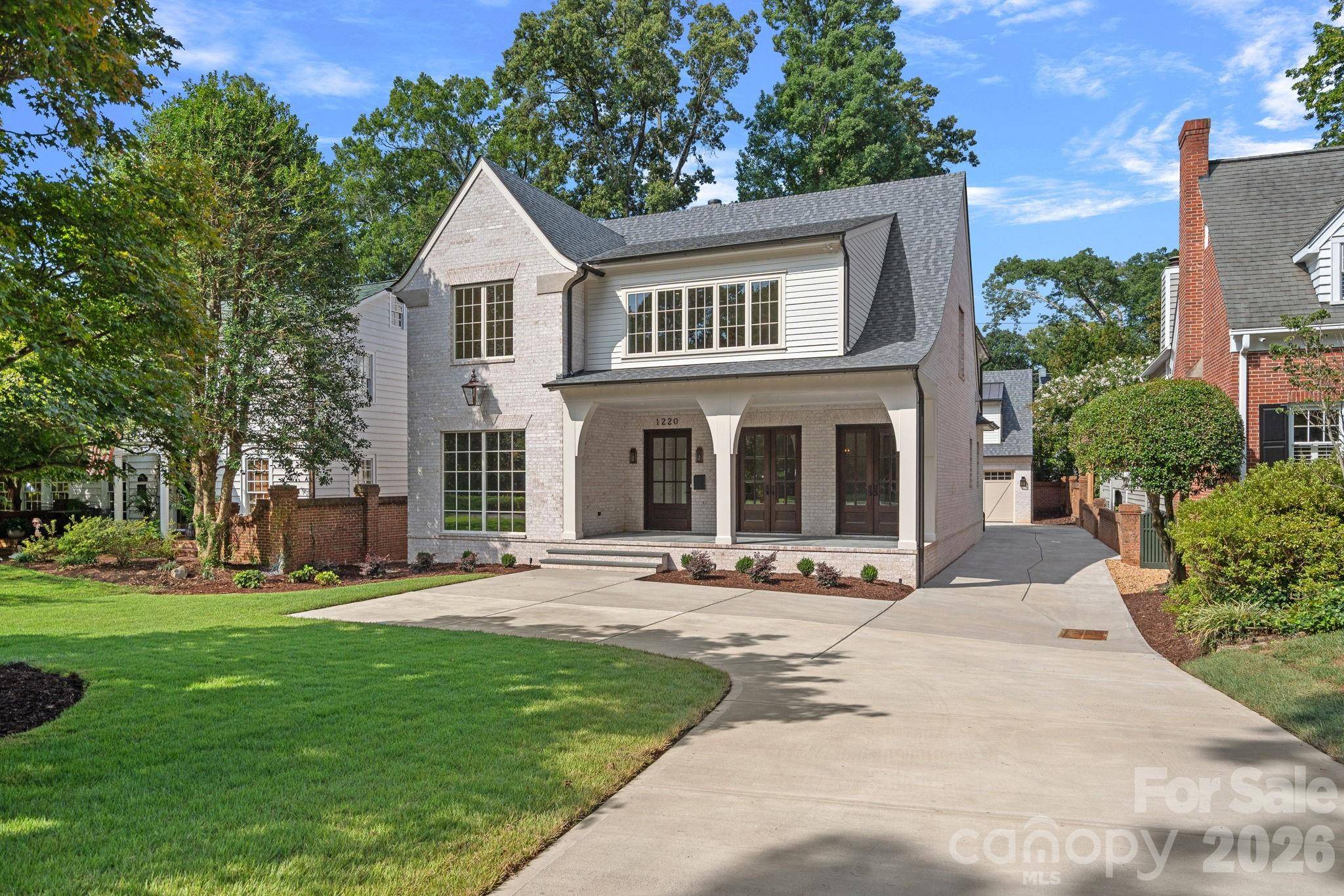 1220 Biltmore DR, Charlotte, NC 28207