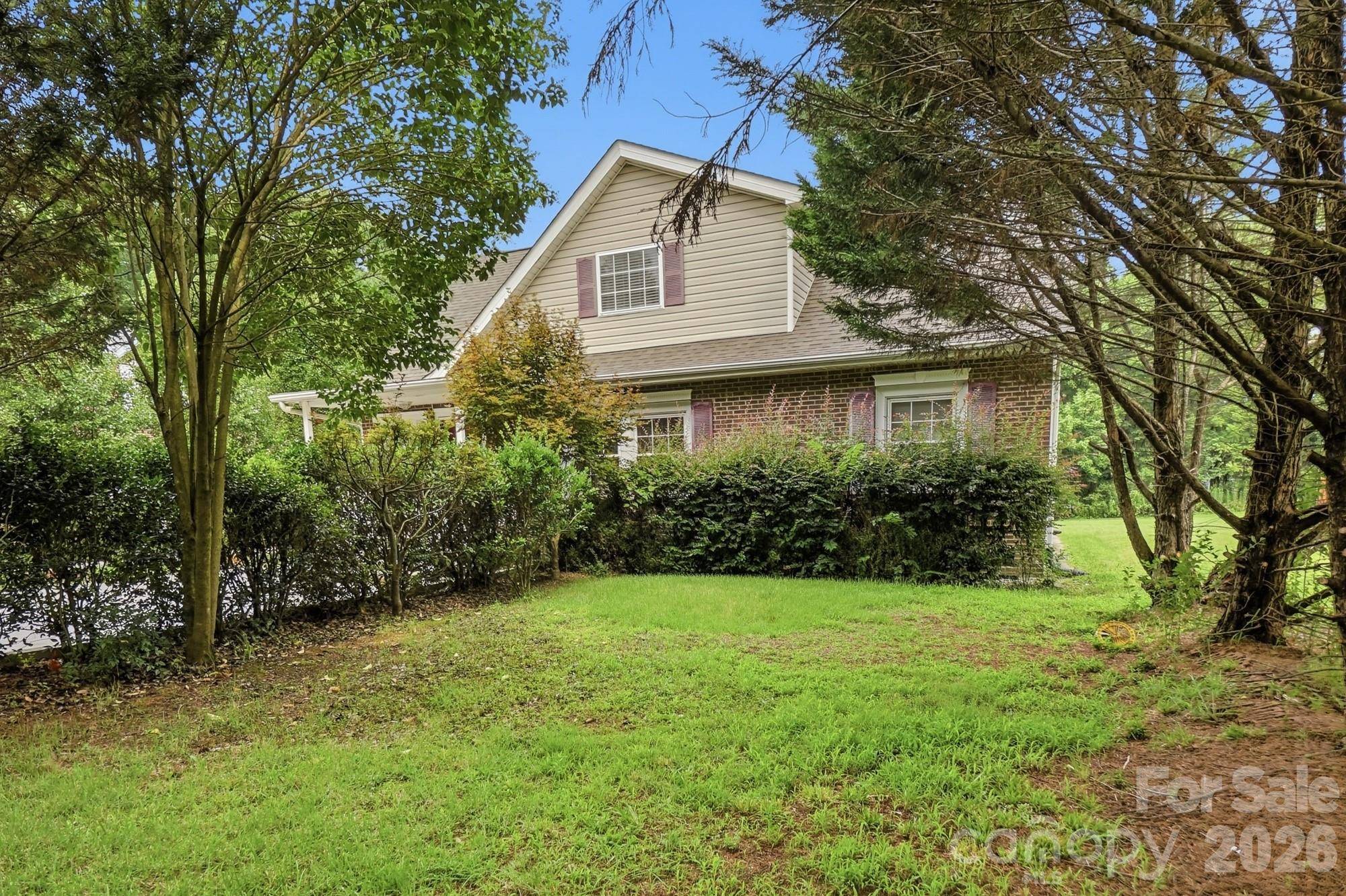 3717 Margaret Wallace RD, Matthews, NC 28105