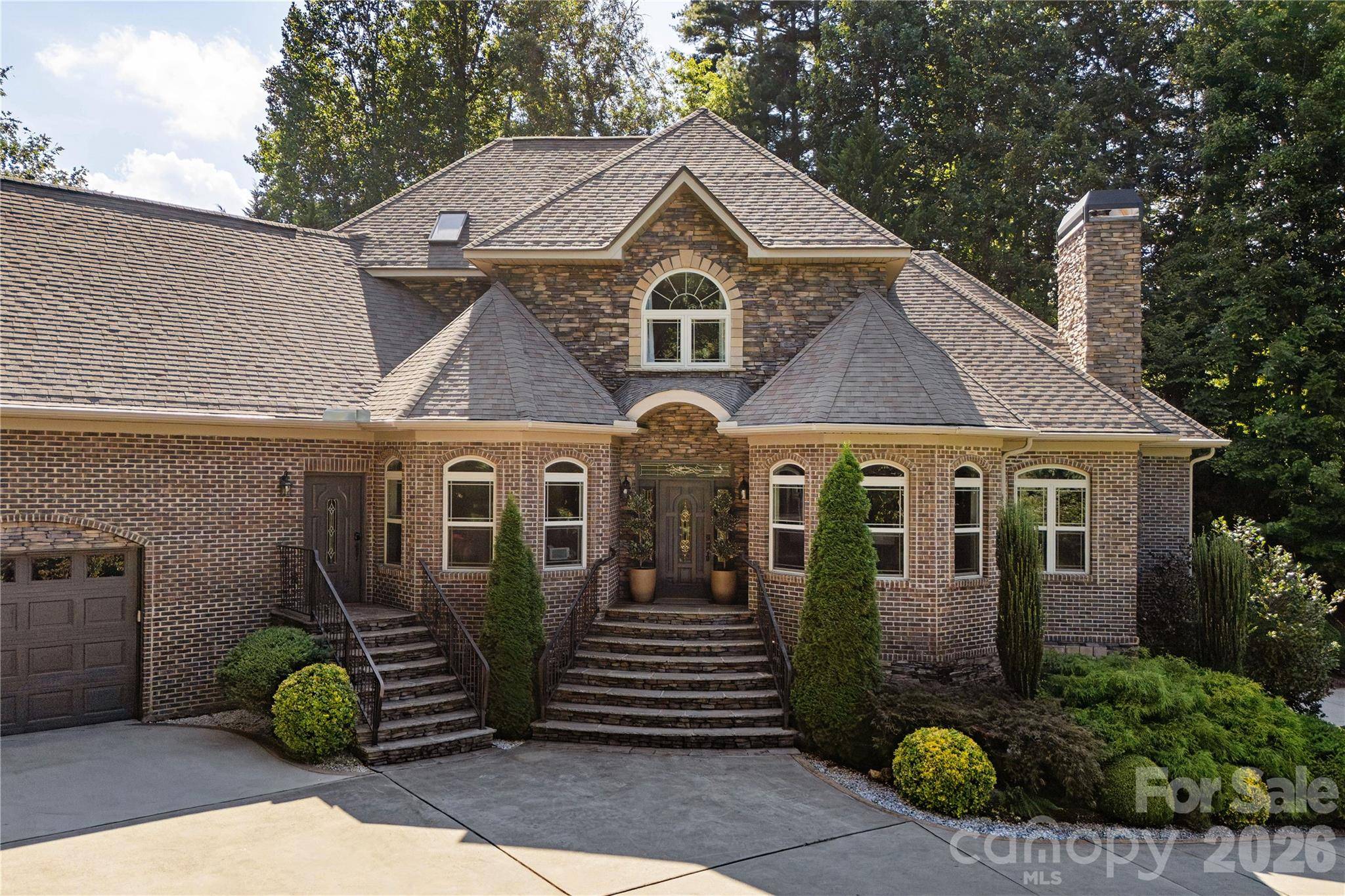 38 Cane Brook DR, Leicester, NC 28748