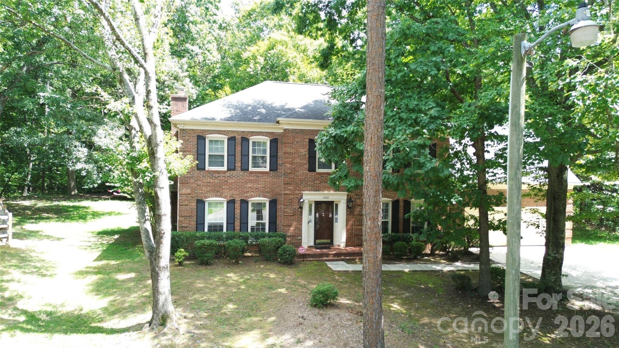 4002 Trehurst CT, Charlotte, NC 28269