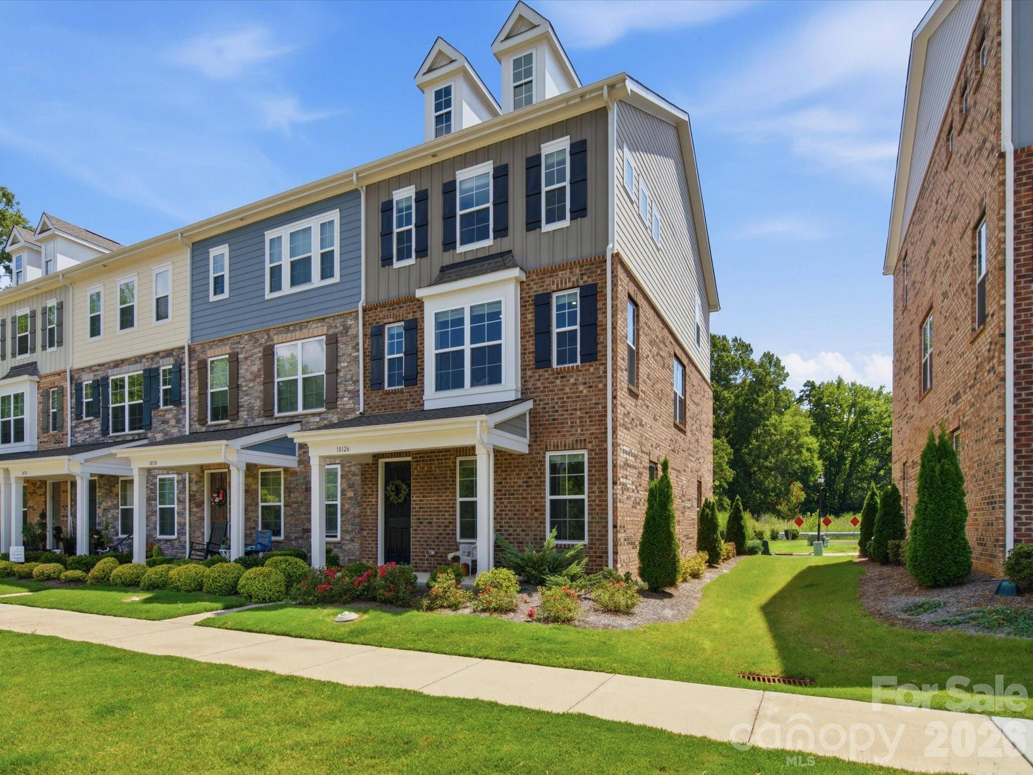 10126 Hemingway PL, Charlotte, NC 28227