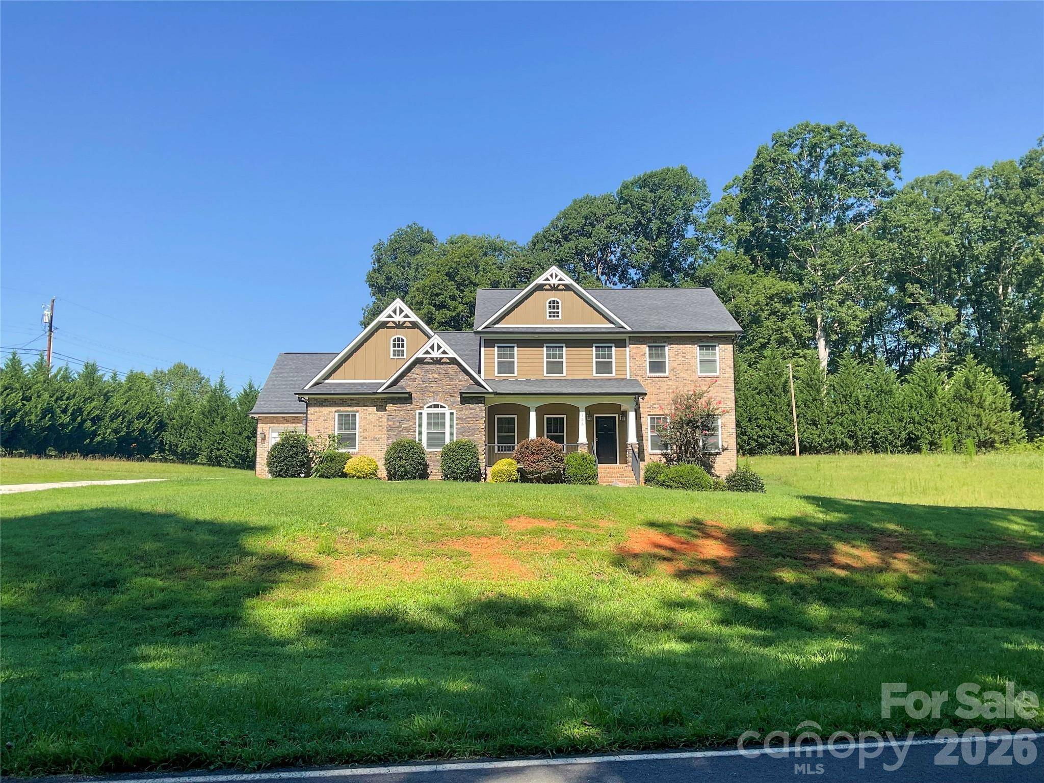 135 Blossom Hill RD, Lincolnton, NC 28092
