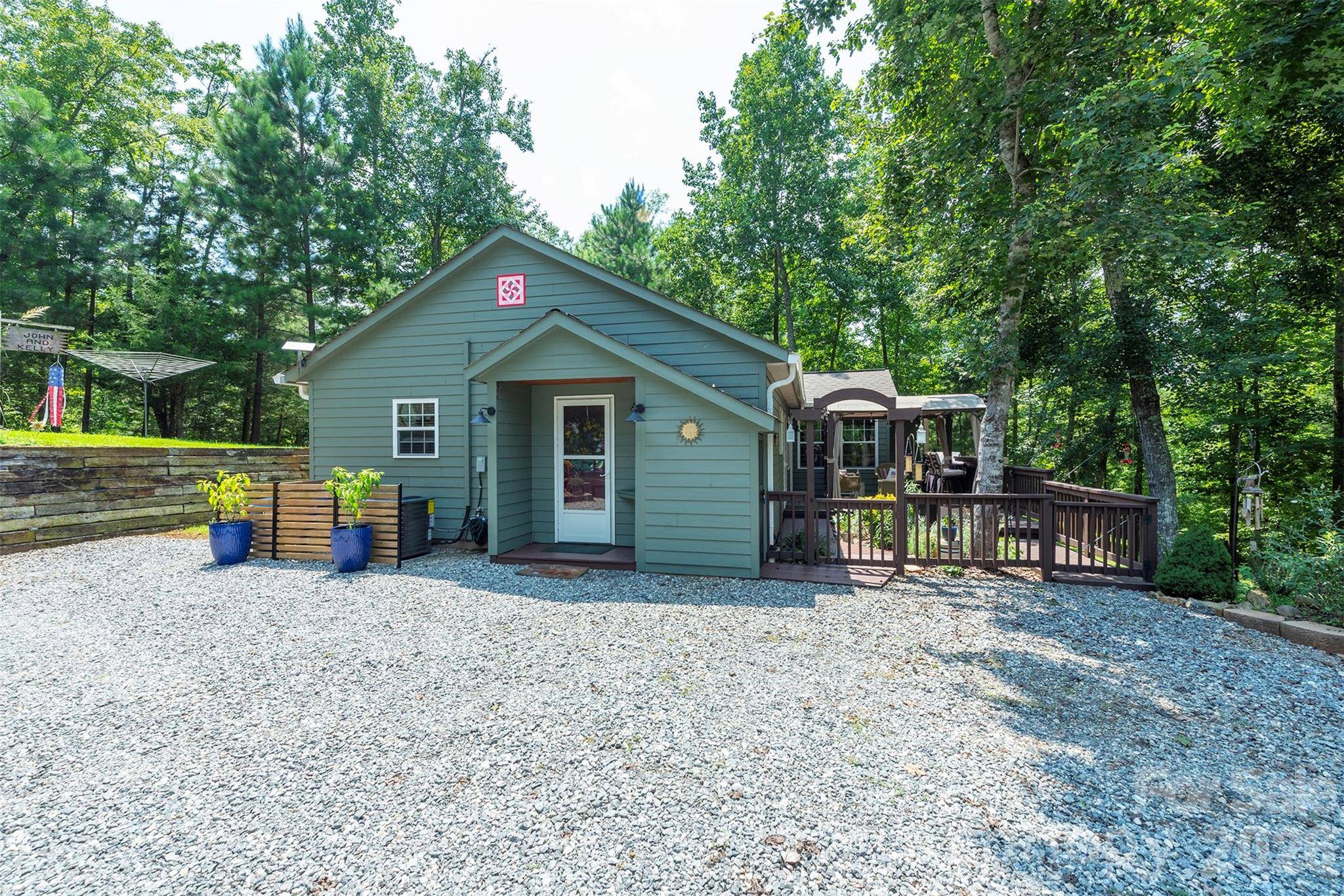 4895 Hudlow RD, Union Mills, NC 28167
