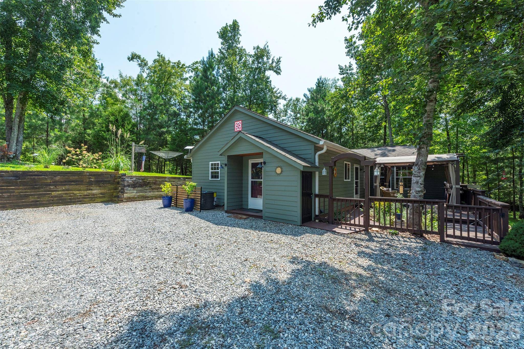4895 Hudlow RD, Union Mills, NC 28167