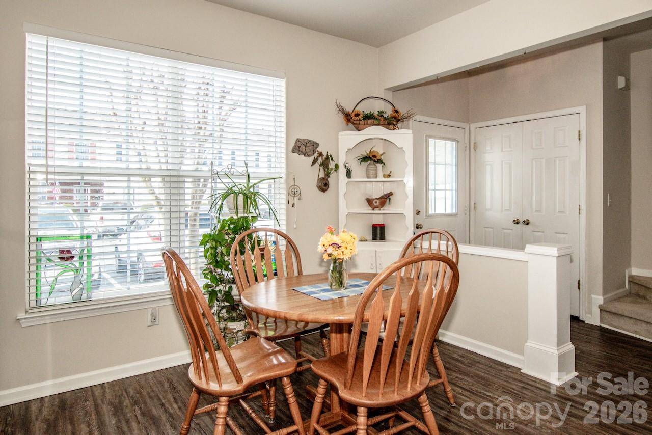 3233 Mannington DR, Charlotte, NC 28270