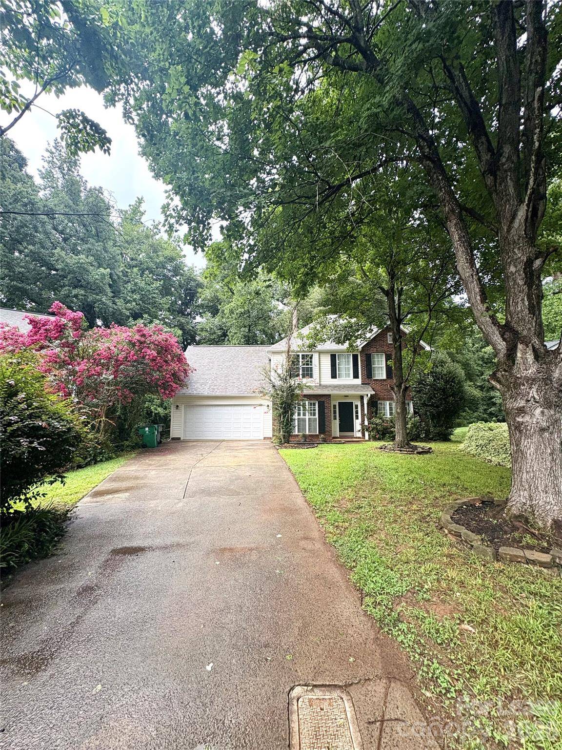 5517 Brook Falls CT, Charlotte, NC 28269