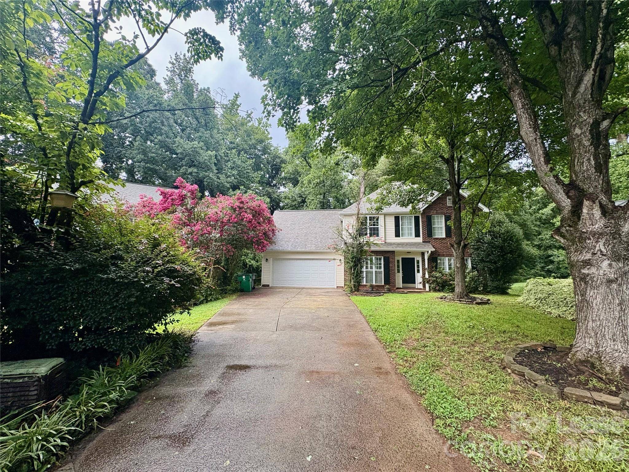 5517 Brook Falls CT, Charlotte, NC 28269