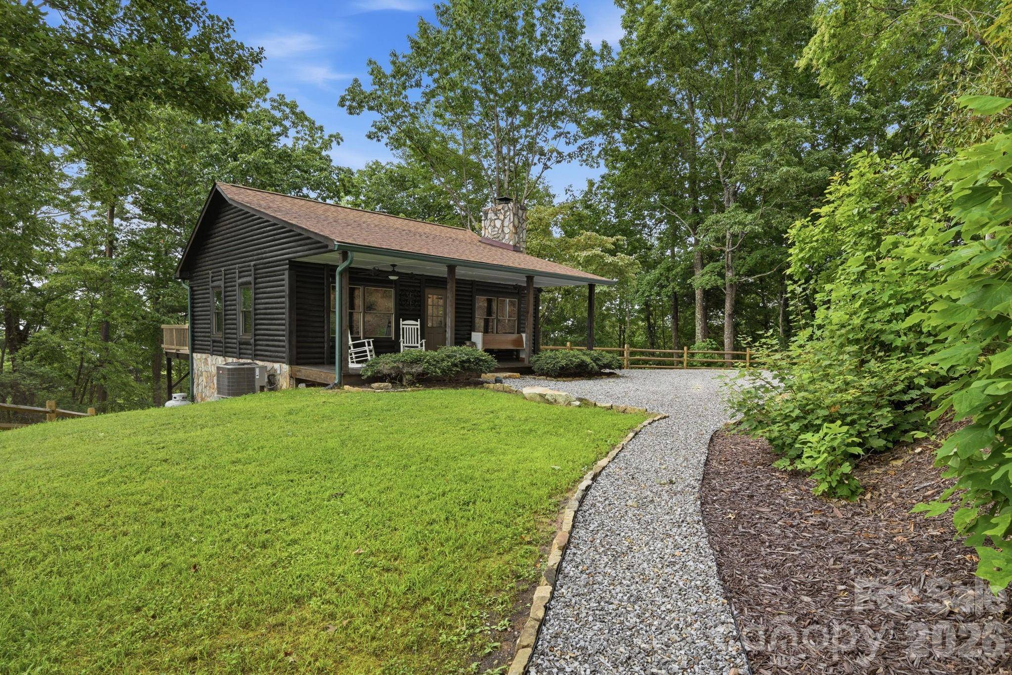 345 Chalk Dust TRL, Purlear, NC 28665