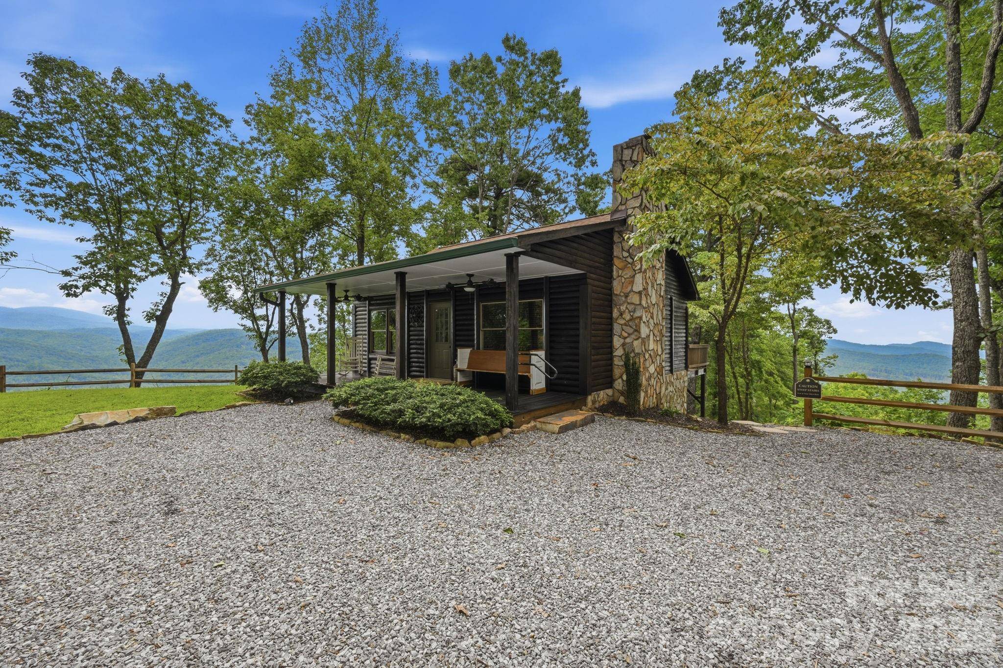 345 Chalk Dust TRL, Purlear, NC 28665