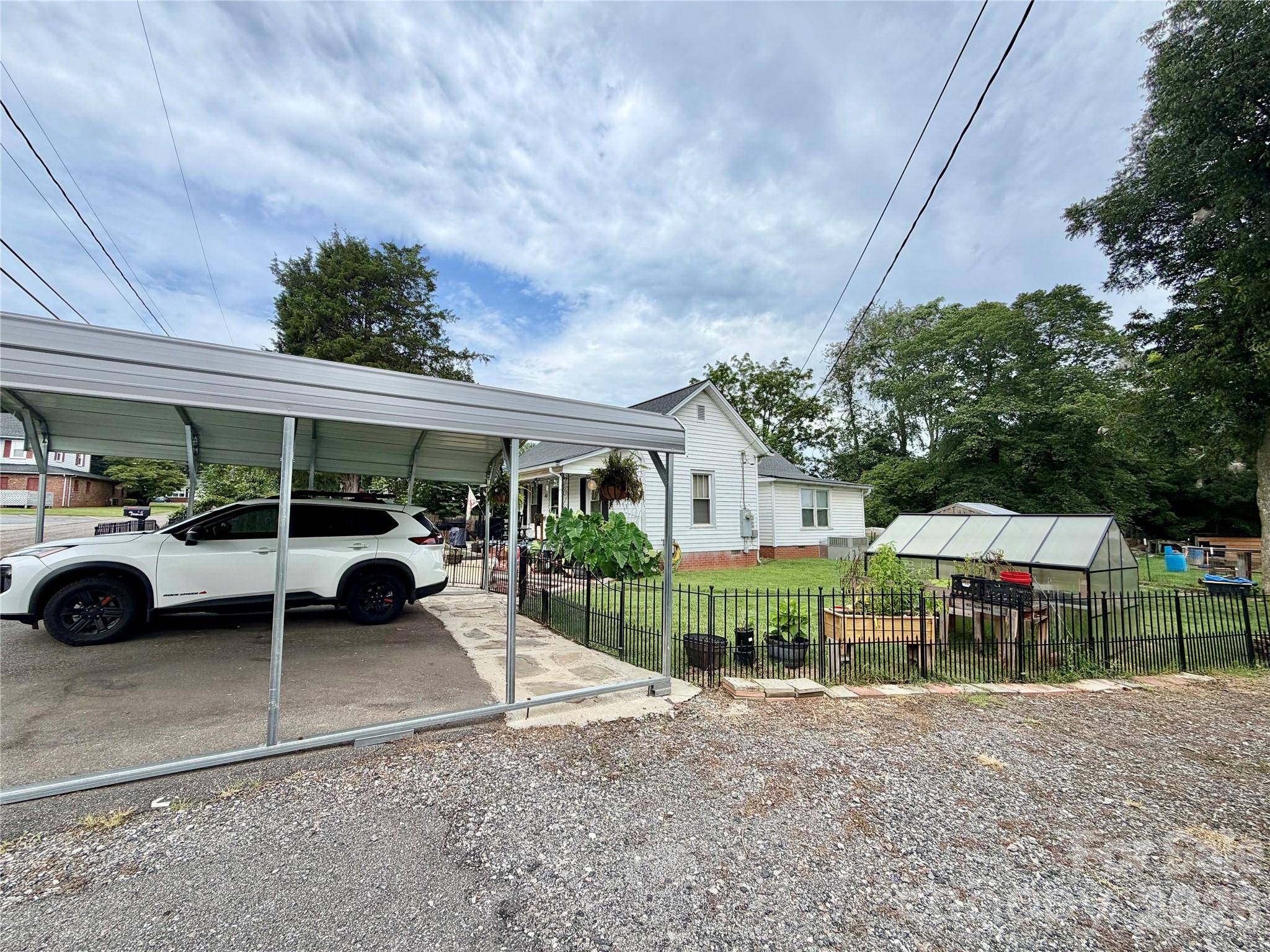 45 Alexander RD, Stony Point, NC 28678
