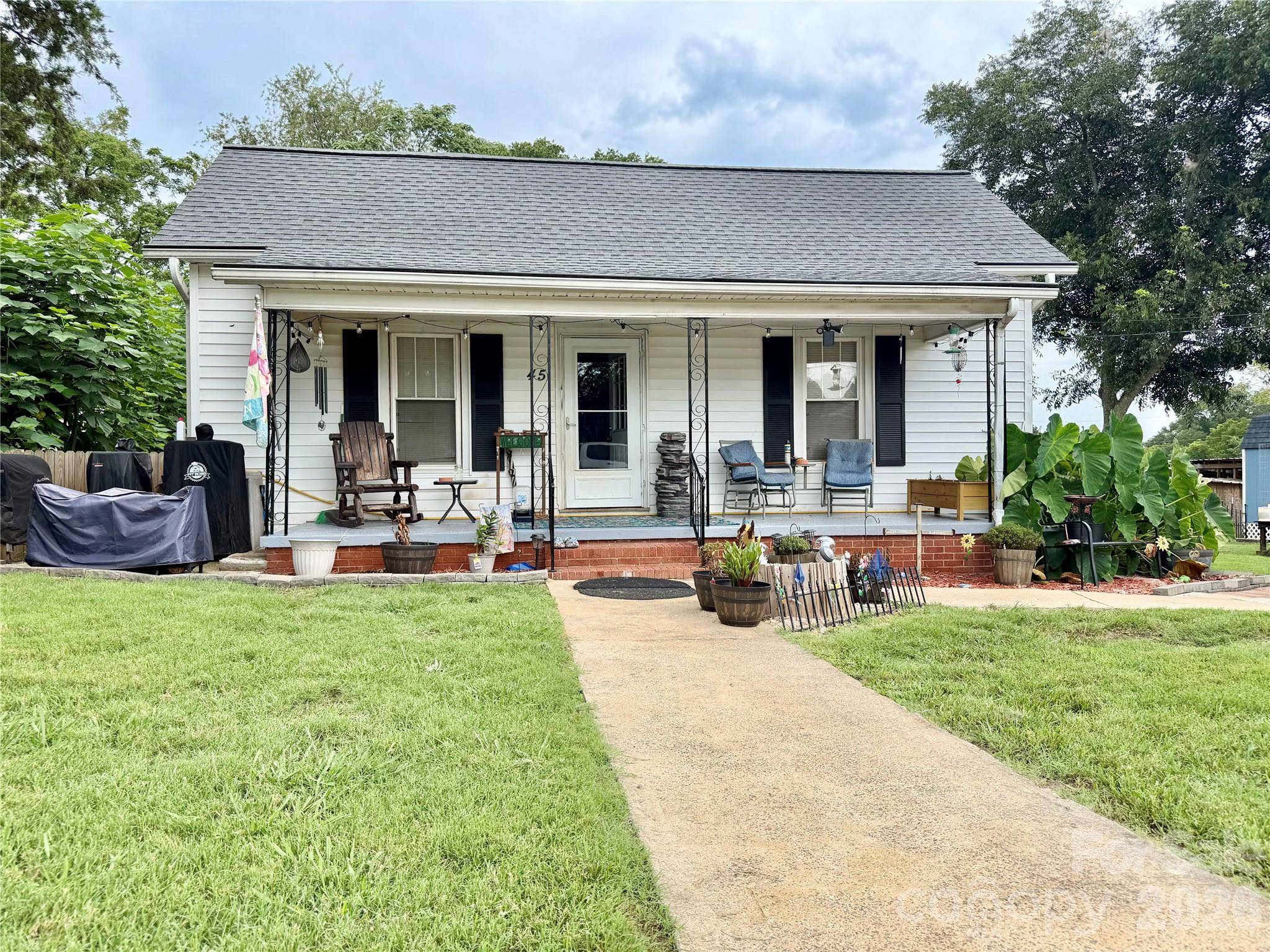 45 Alexander RD, Stony Point, NC 28678