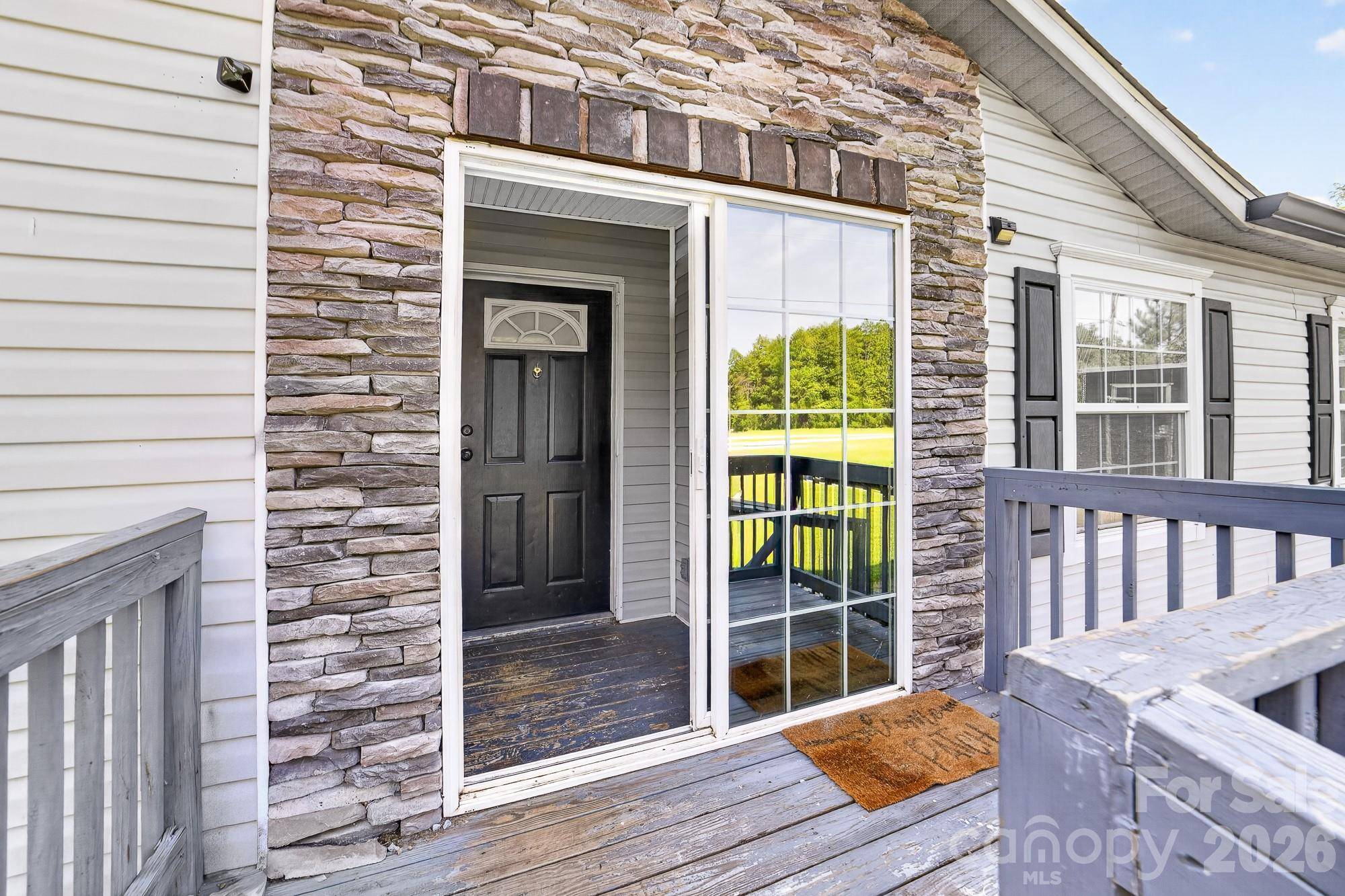 409 Helton RD, Cherryville, NC 28021