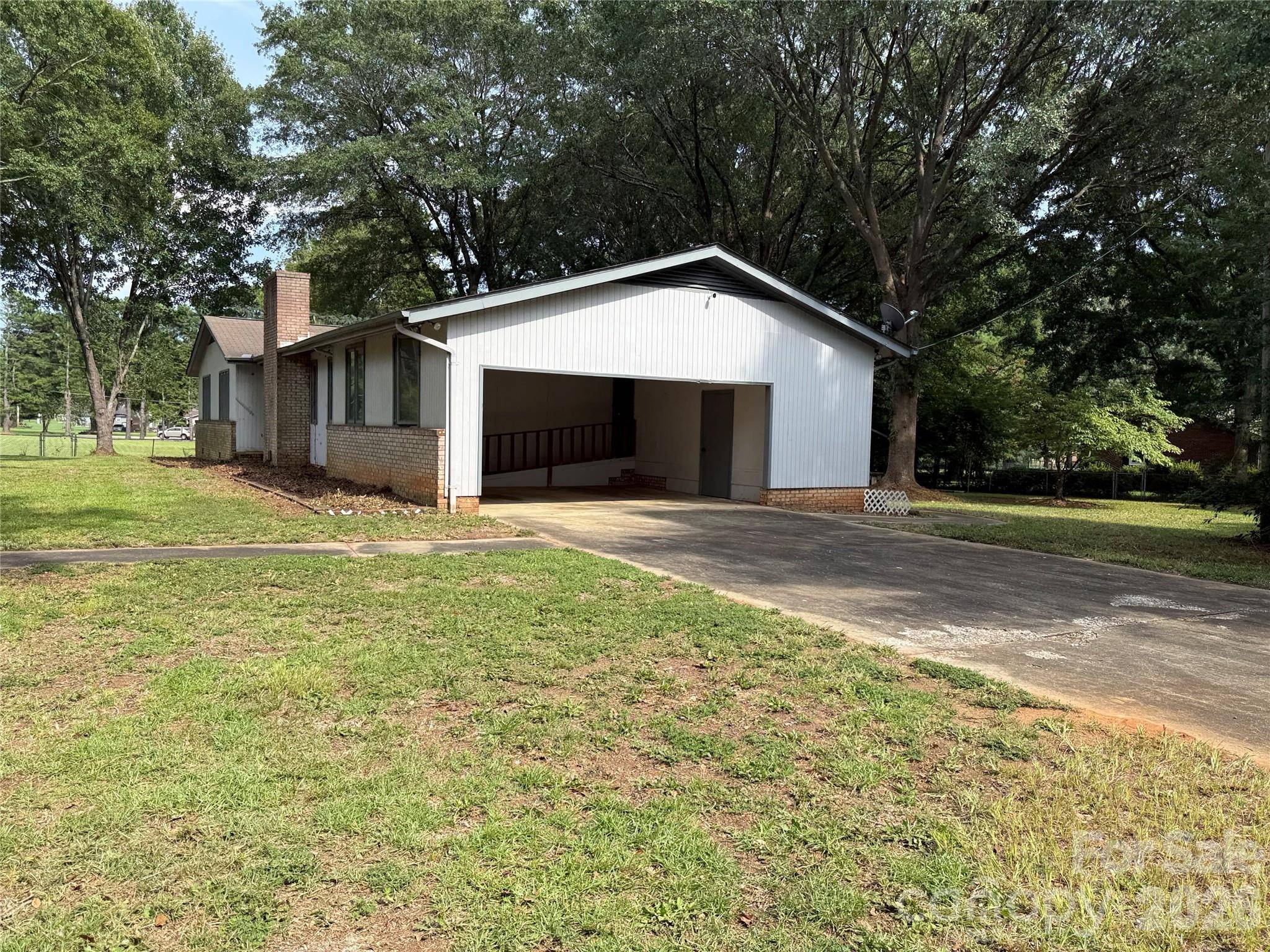 1658 Nottingham CT, Rock Hill, SC 29732