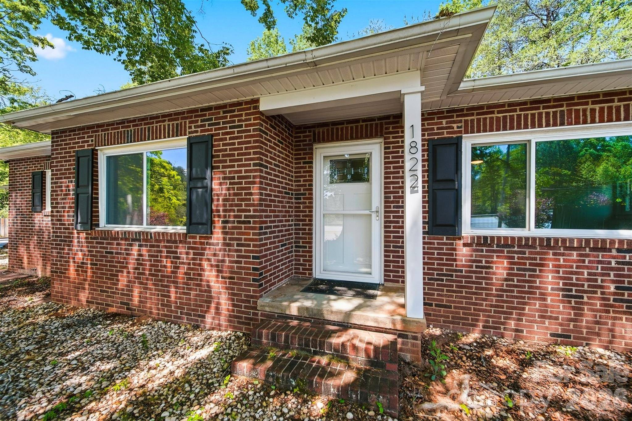 1822 Blowing Rock BLVD, Lenoir, NC 28645