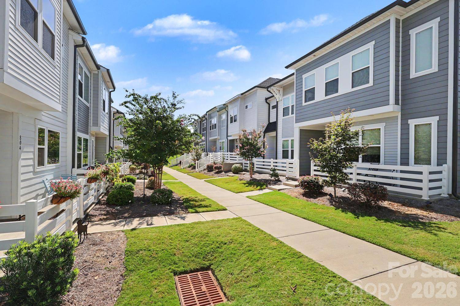 816 Redd ALY, Charlotte, NC 28217