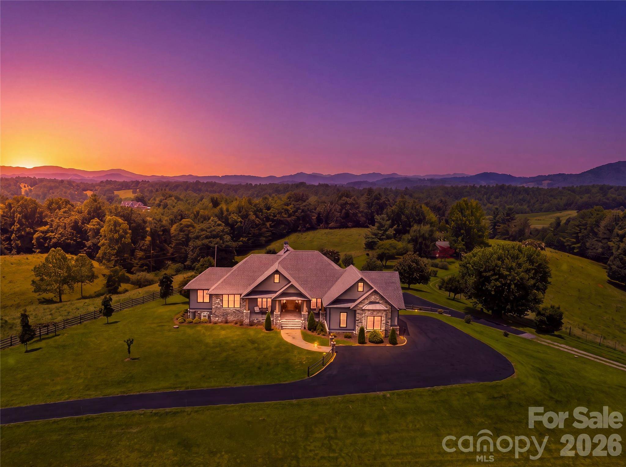 360 Turkey Branch RD, Mars Hill, NC 28754