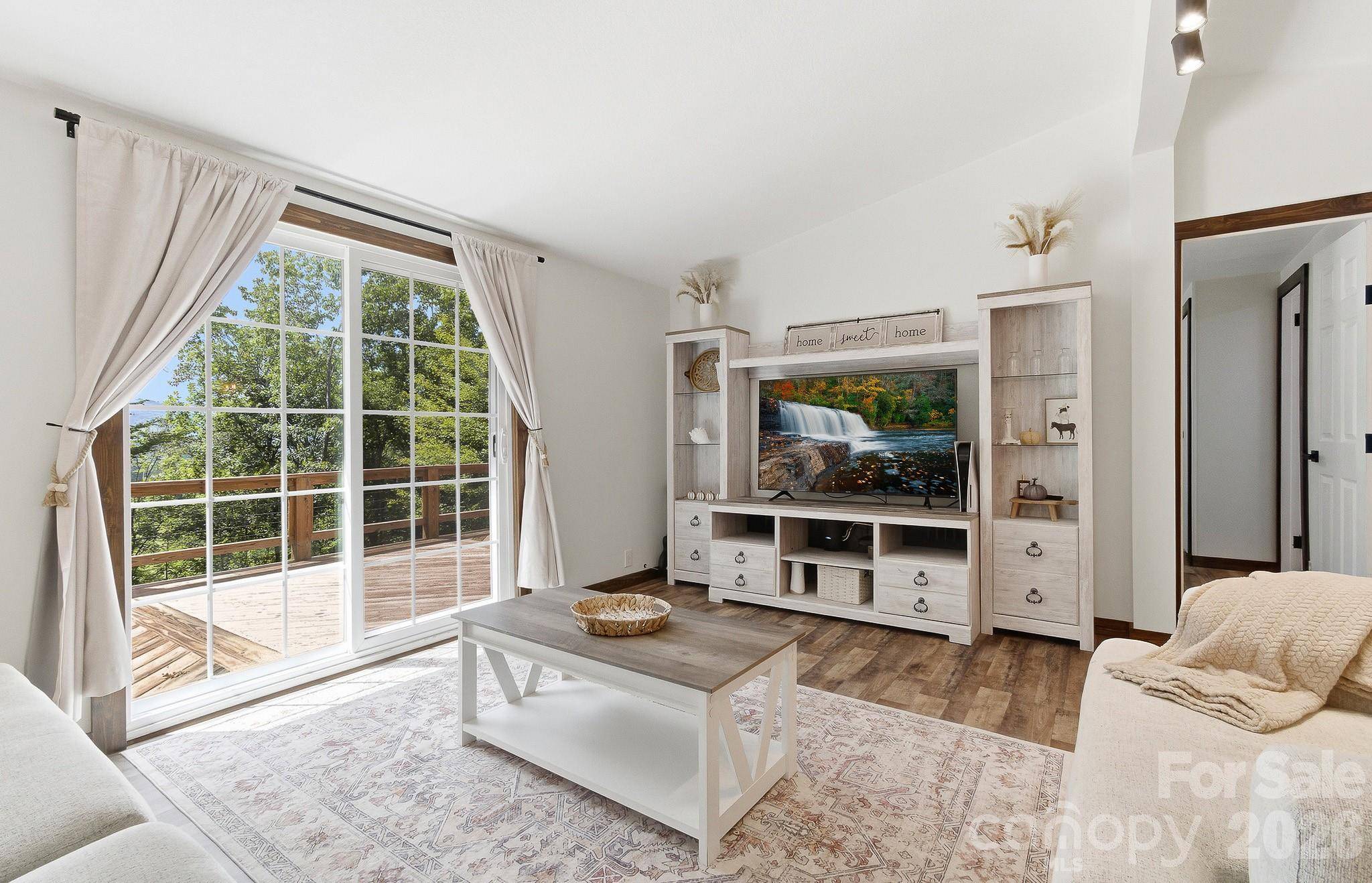 520 Maranatha WAY, Waynesville, NC 28785