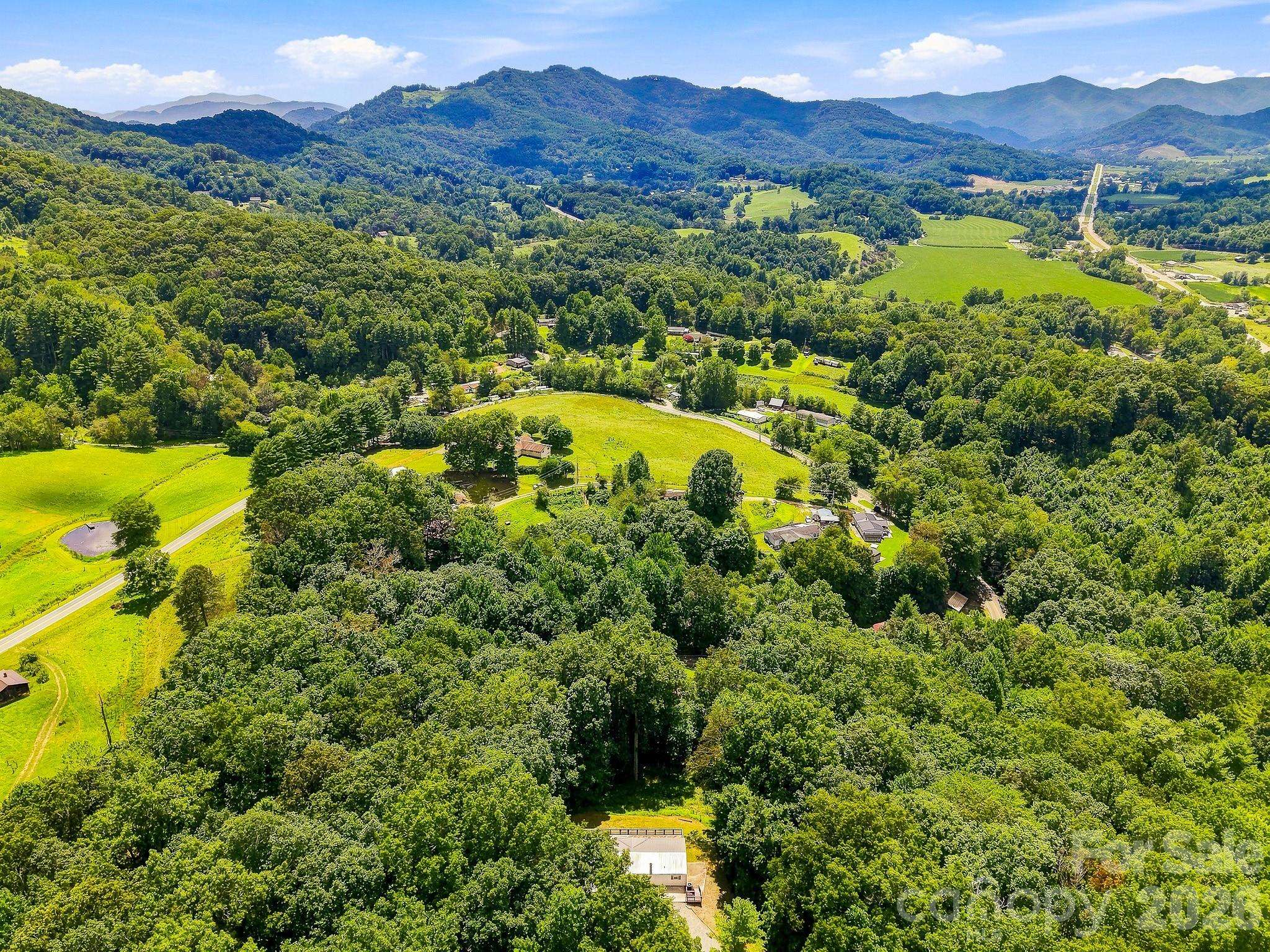 520 Maranatha WAY, Waynesville, NC 28785