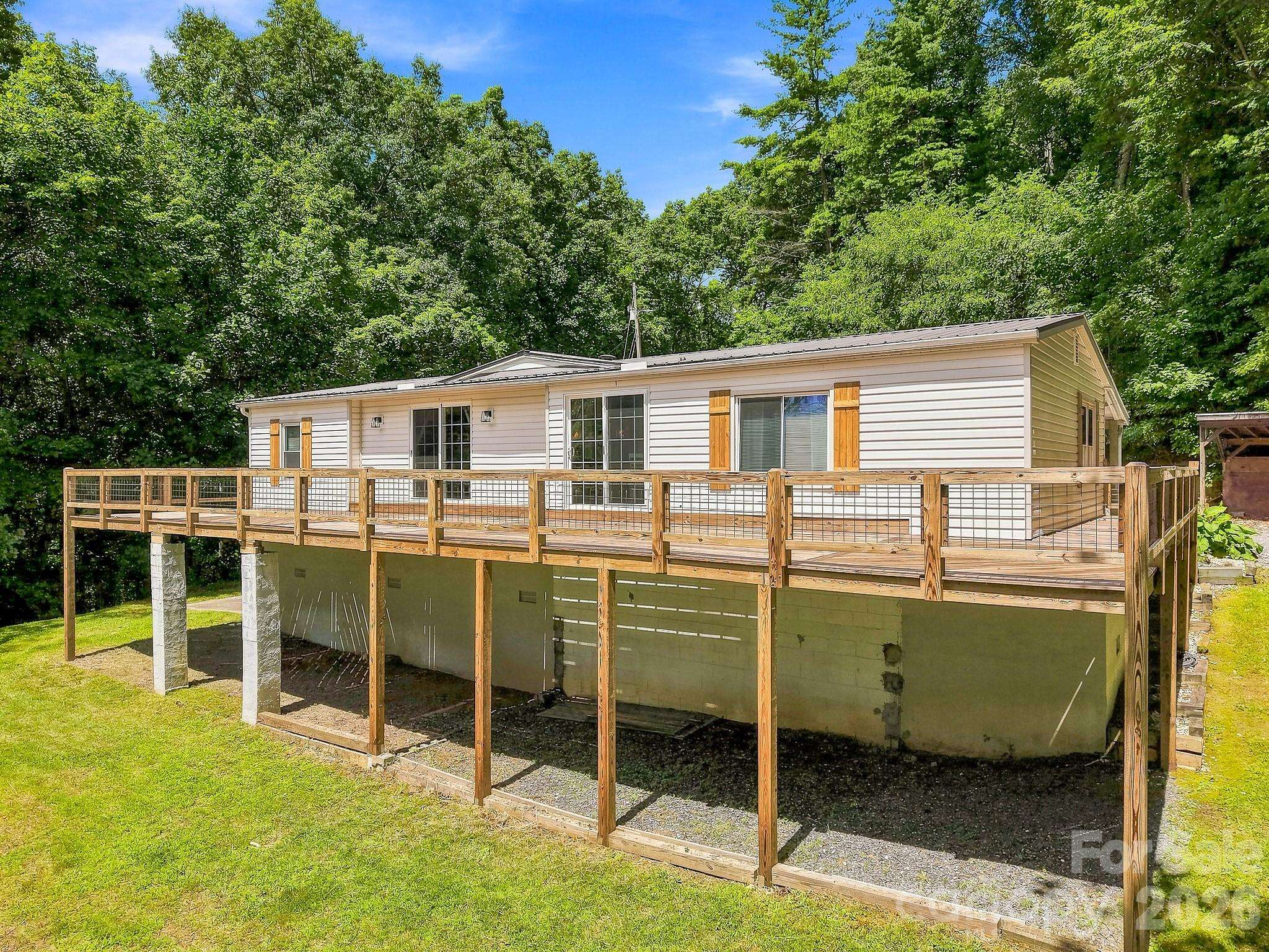 520 Maranatha WAY, Waynesville, NC 28785