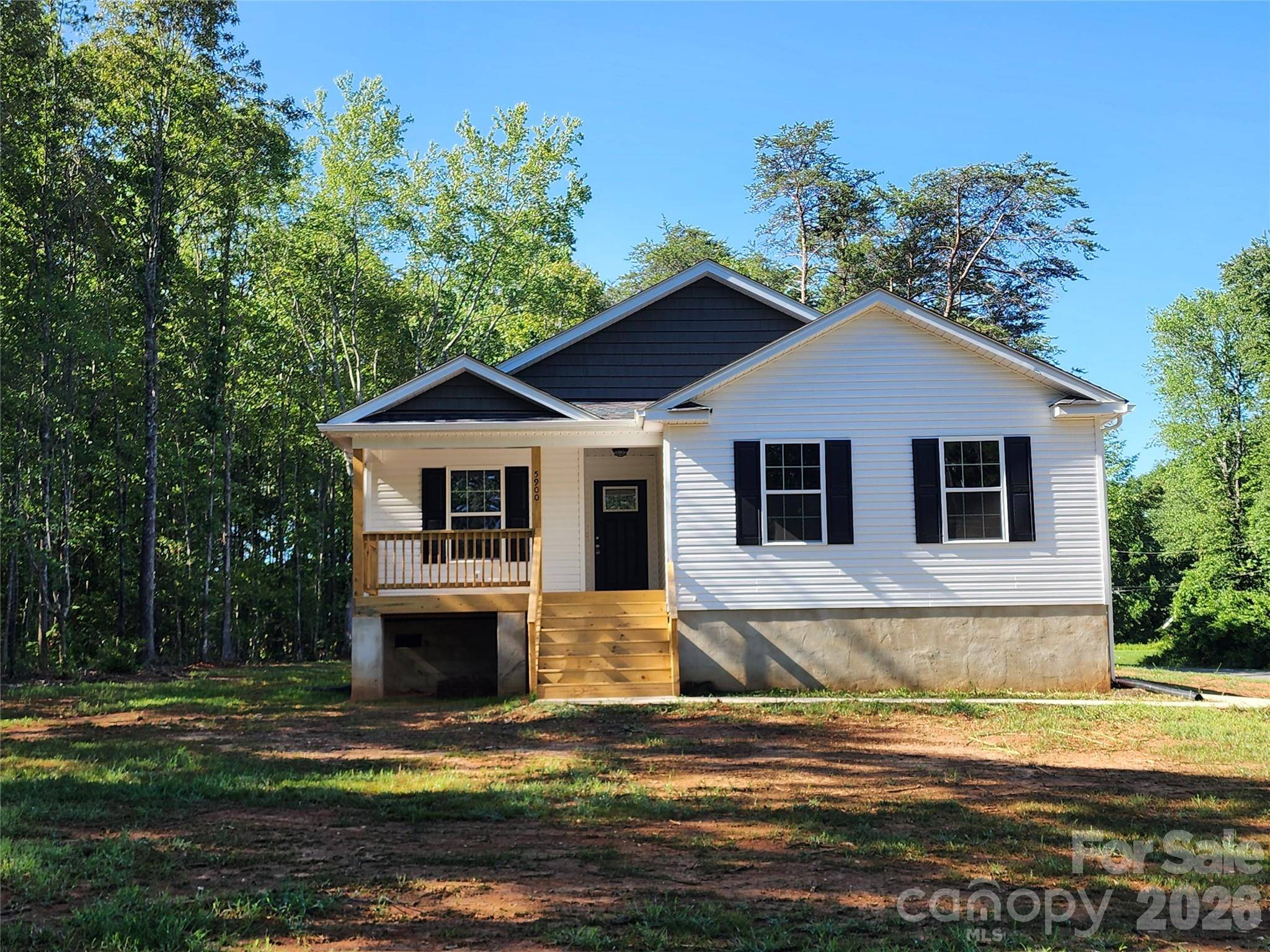5900 Flamingo DR #4, Conover, NC 28613