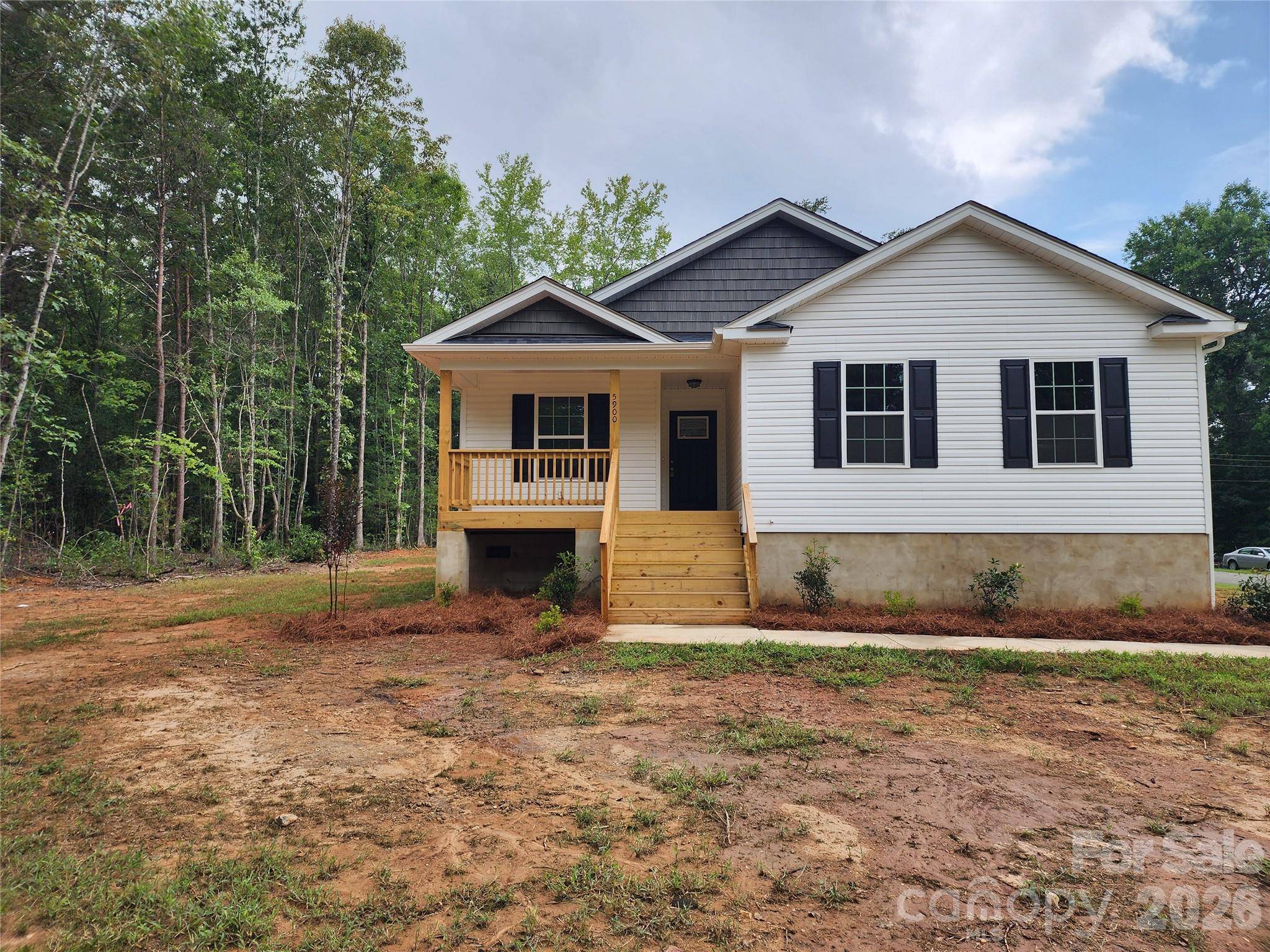 5900 Flamingo DR #4, Conover, NC 28613