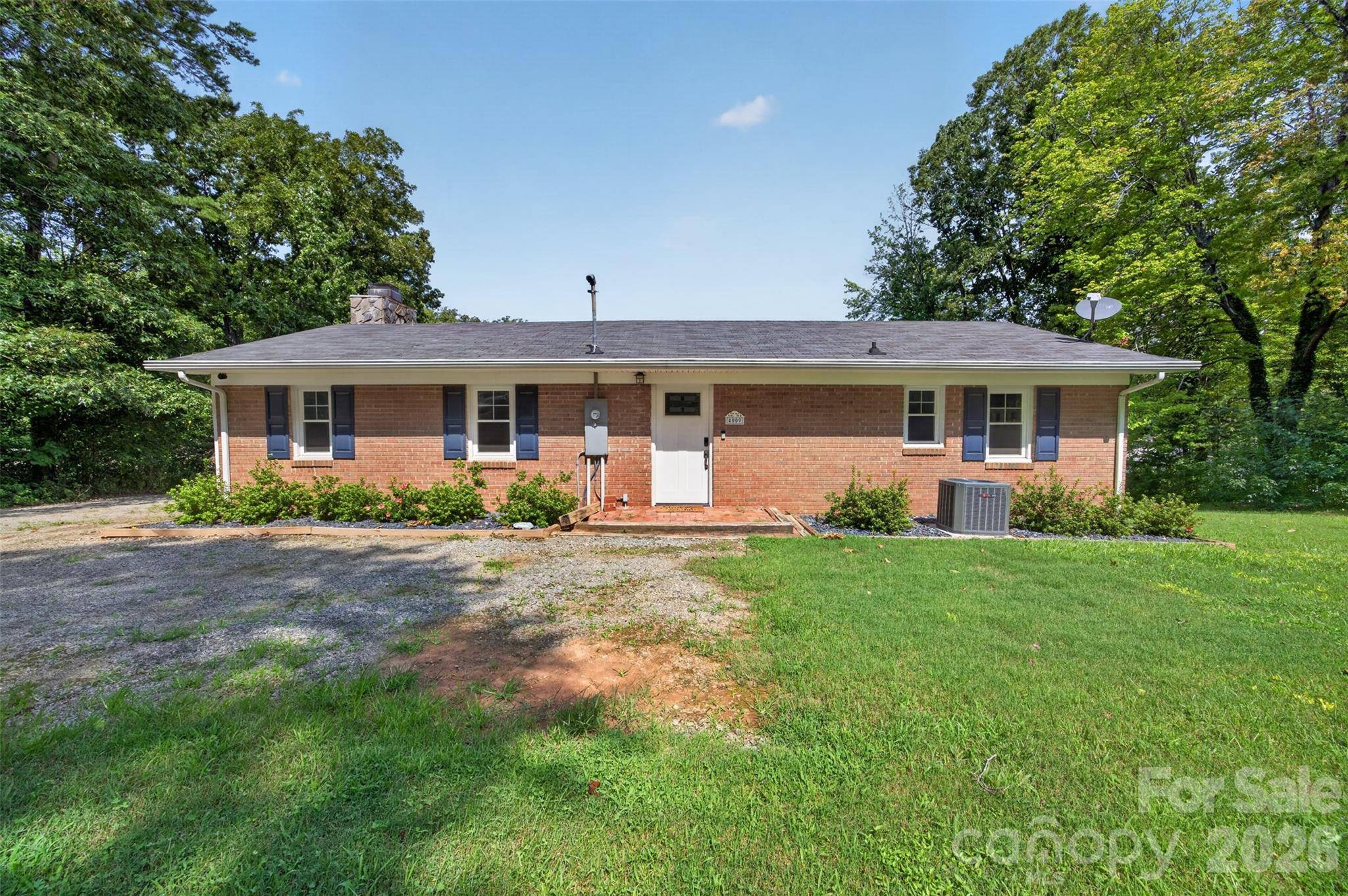 4009 Cindy LN, Denver, NC 28037