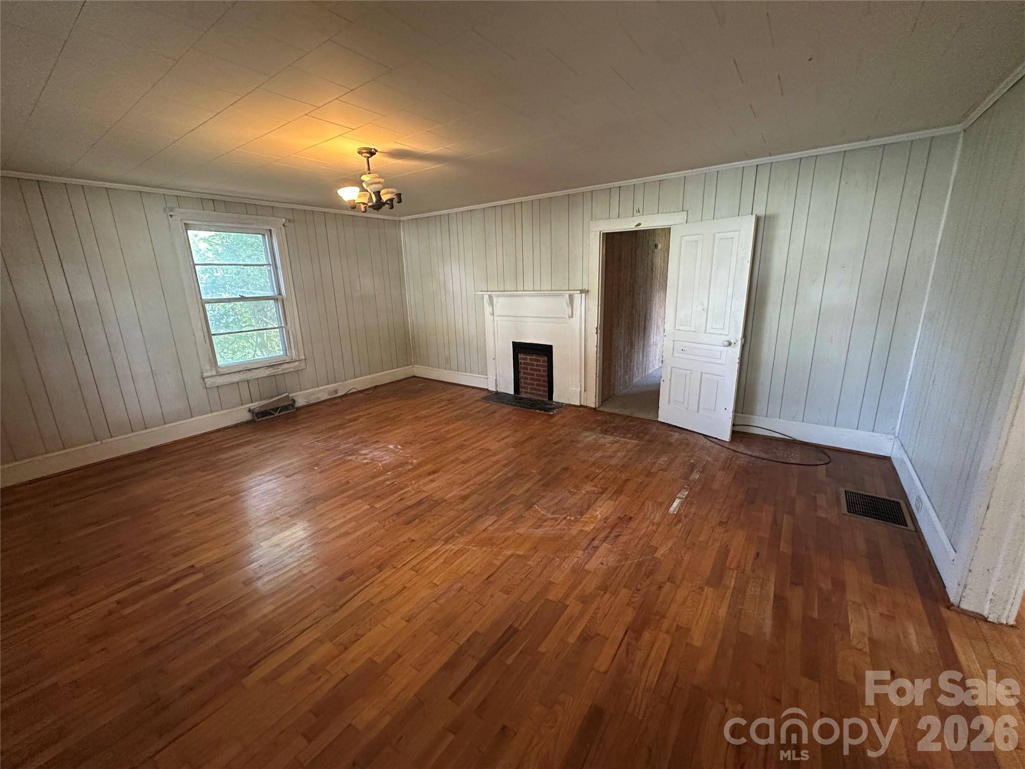 410 Modena ST, Gastonia, NC 28054
