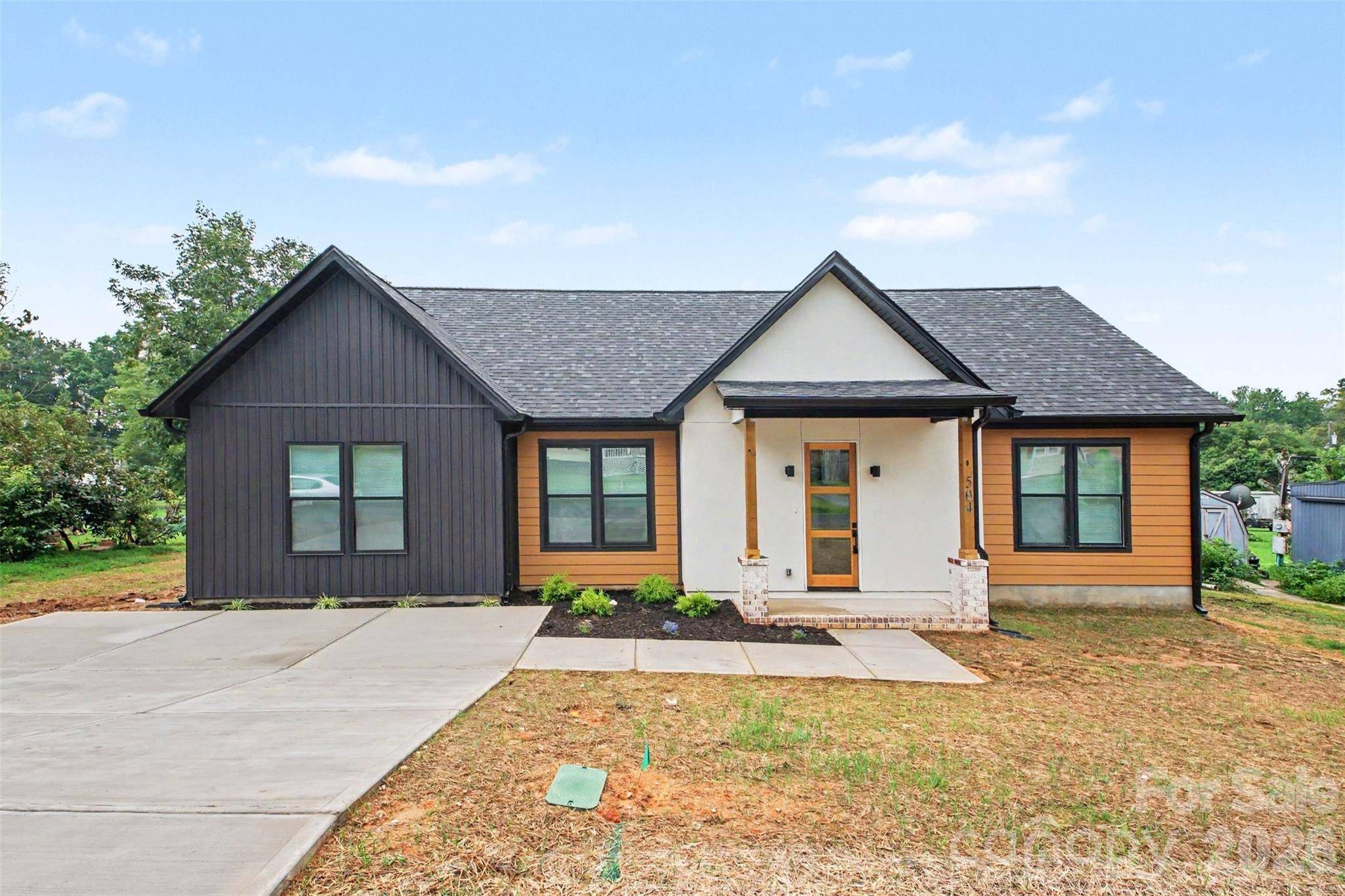 504 E 24th ST, Kannapolis, NC 28083