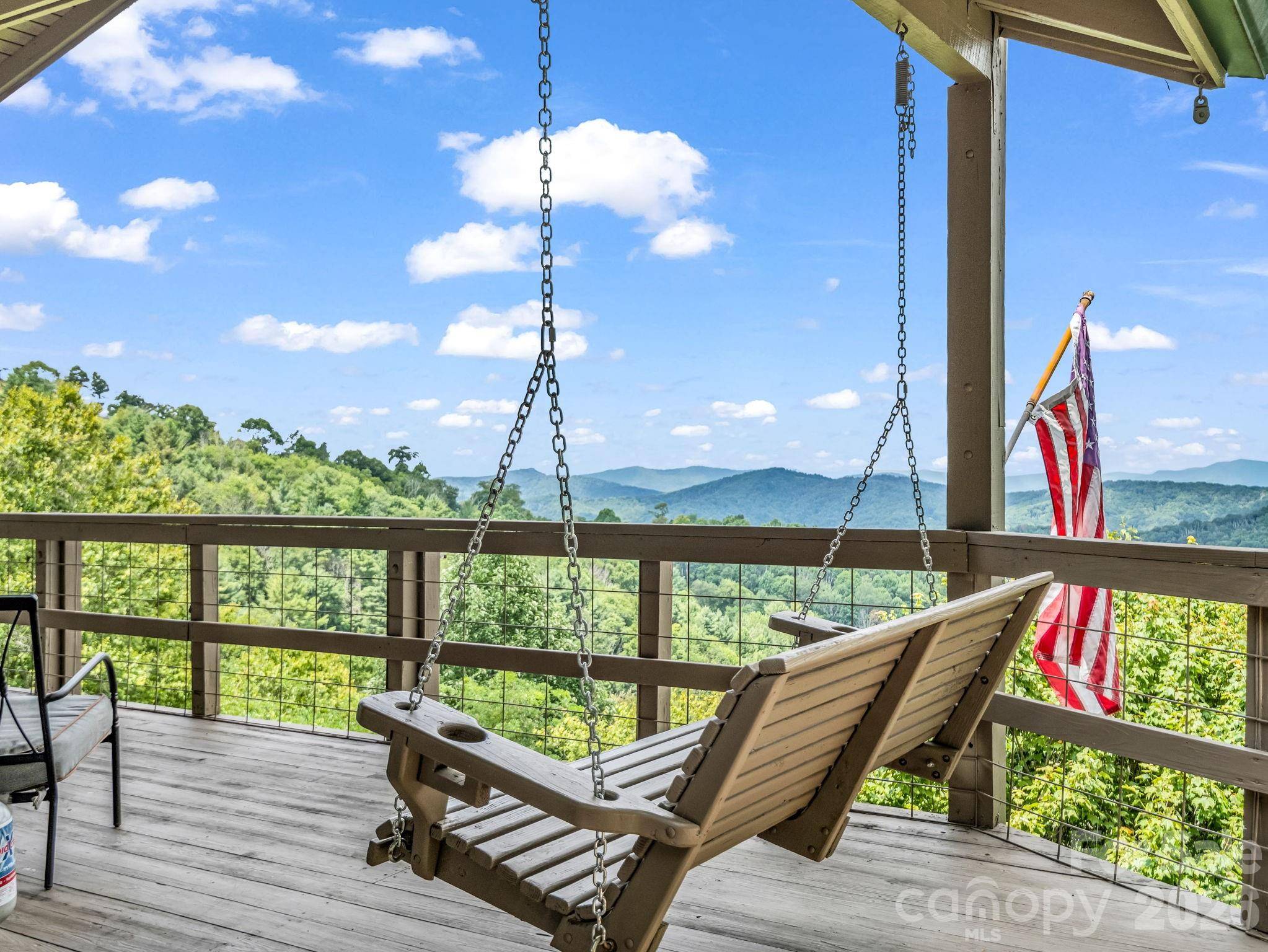 179 Sarvis LN, Mars Hill, NC 28754