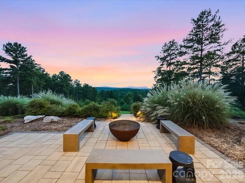 5519 Liberty RD, Granite Falls, NC 28630