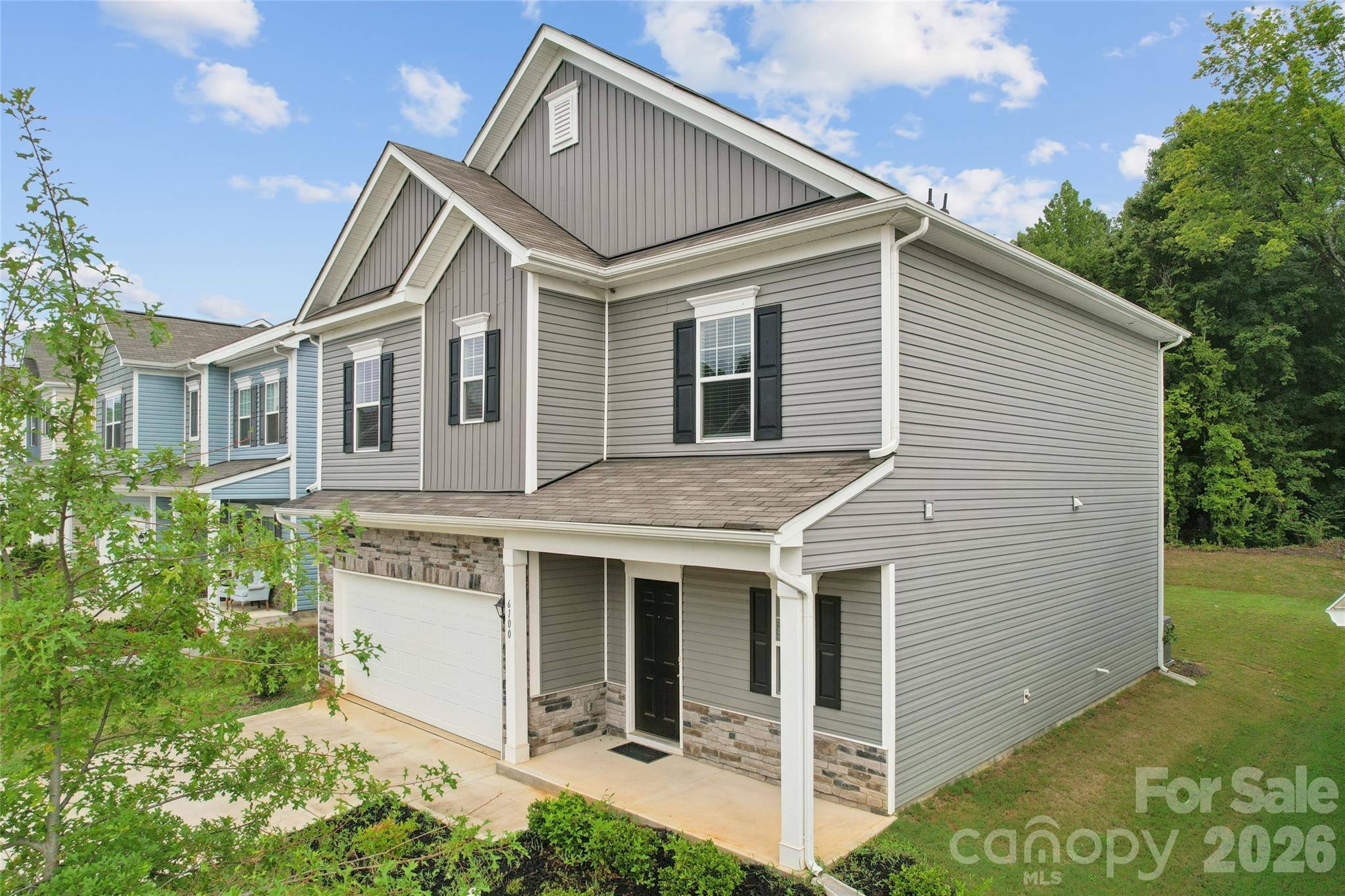 6100 Gala LN, Charlotte, NC 28215