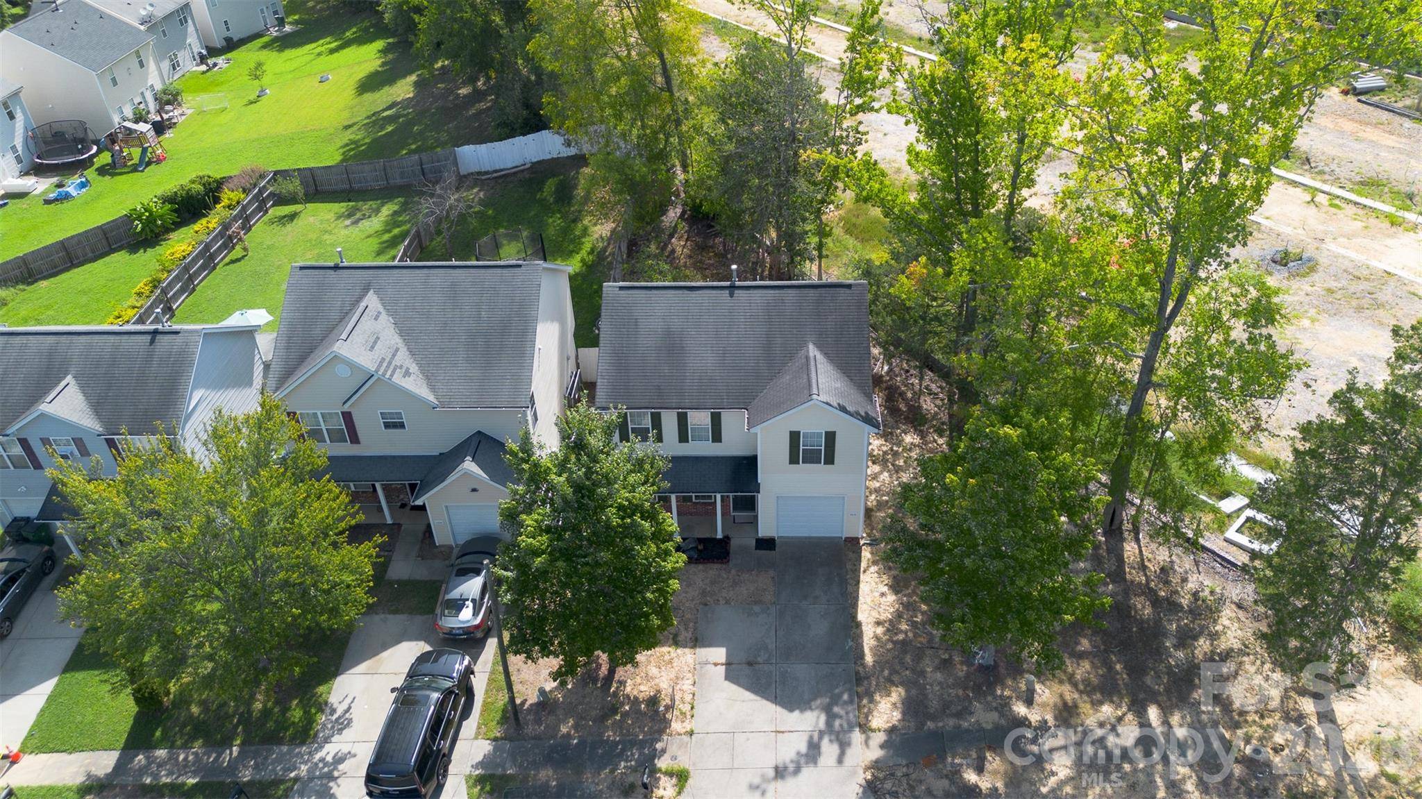 2216 Emmons LN, Charlotte, NC 28212