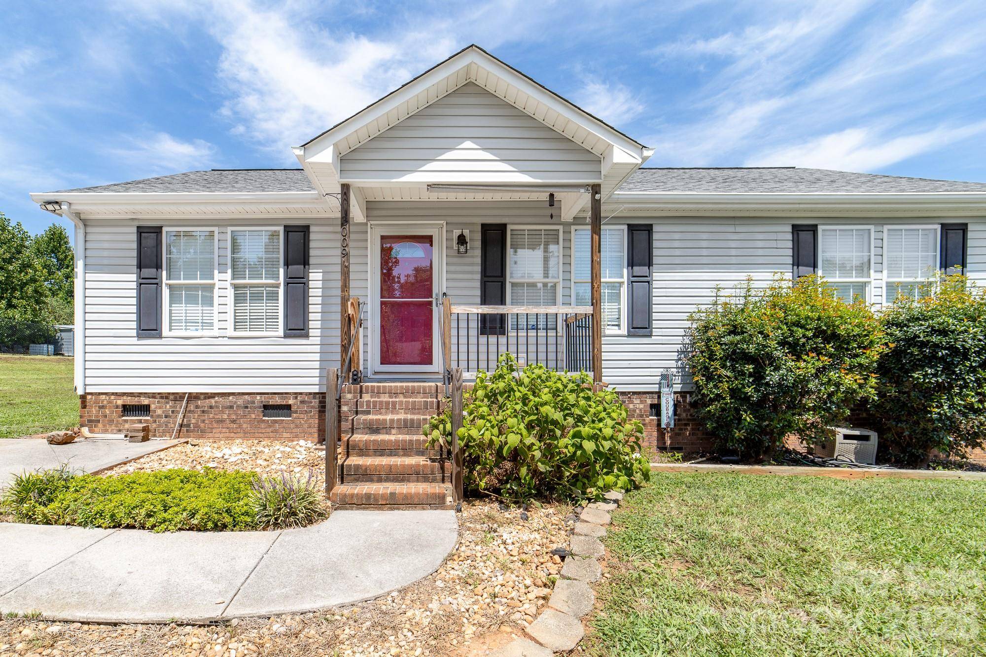 3009 Drake DR, Stanley, NC 28164