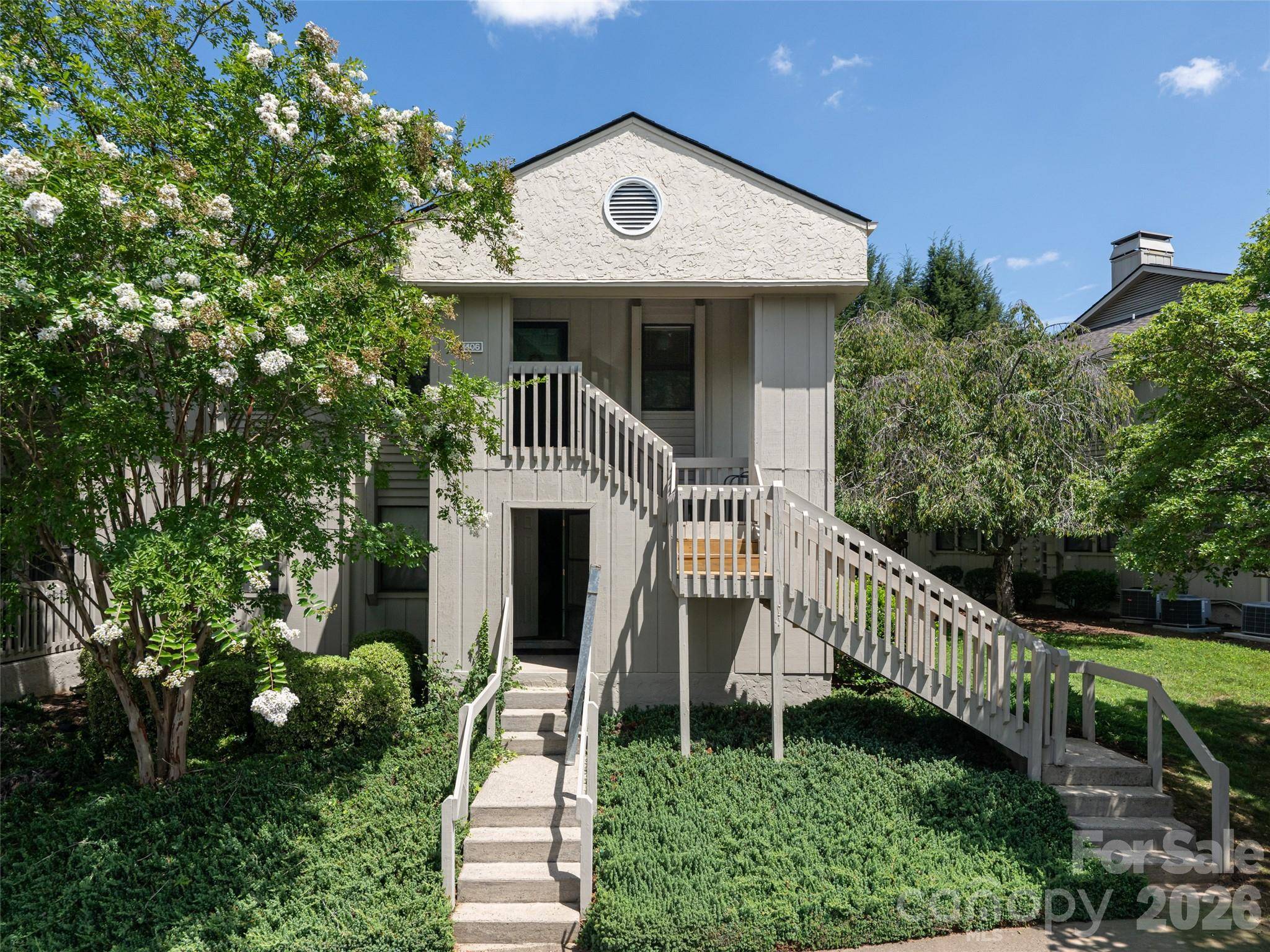 1406 Abbey CIR, Asheville, NC 28805