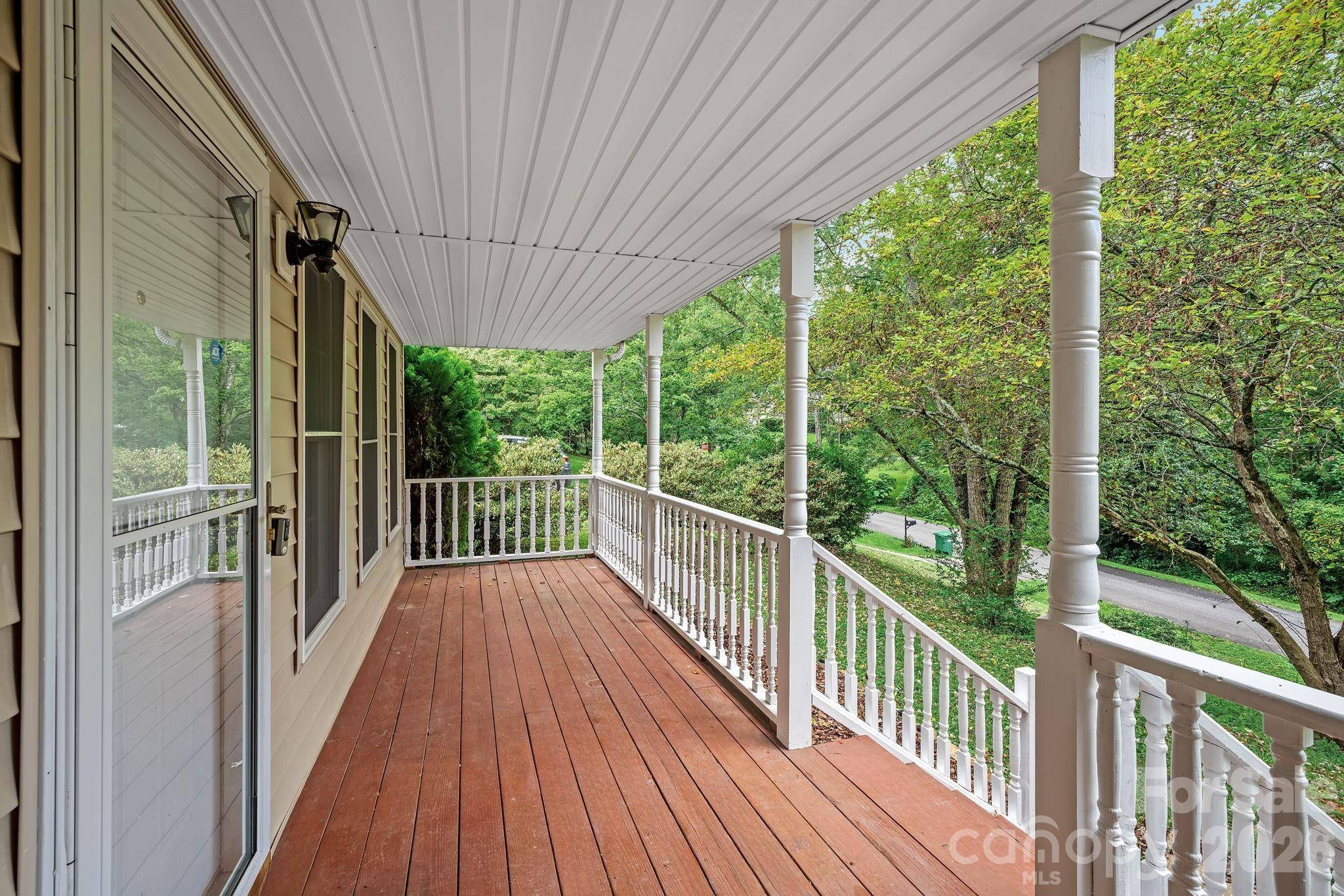 30 Collenwood RD, Arden, NC 28704