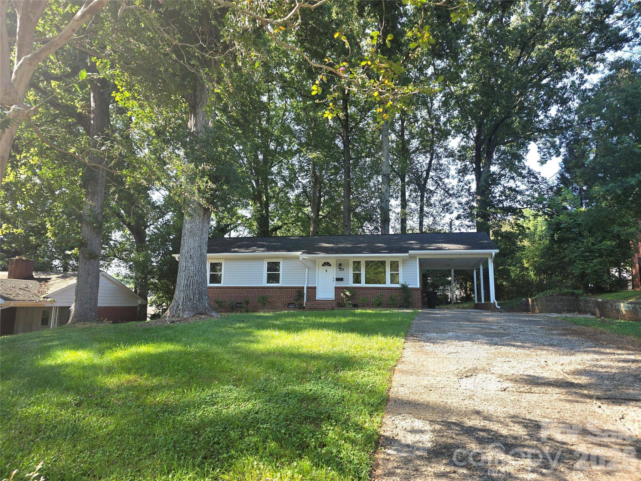 733 Crestwood AVE, Gastonia, NC 28054
