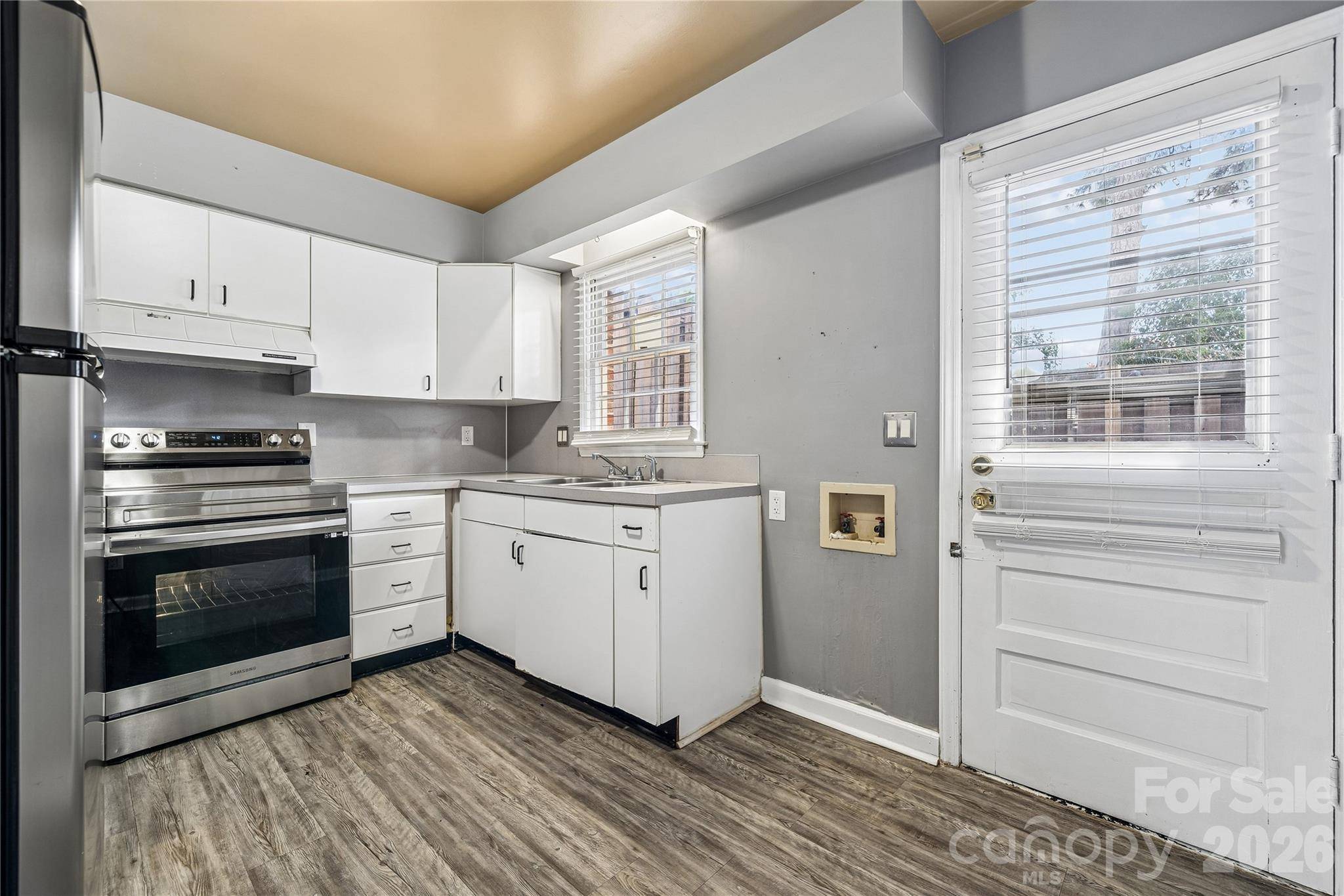 6436 Old Pineville RD #E, Charlotte, NC 28217