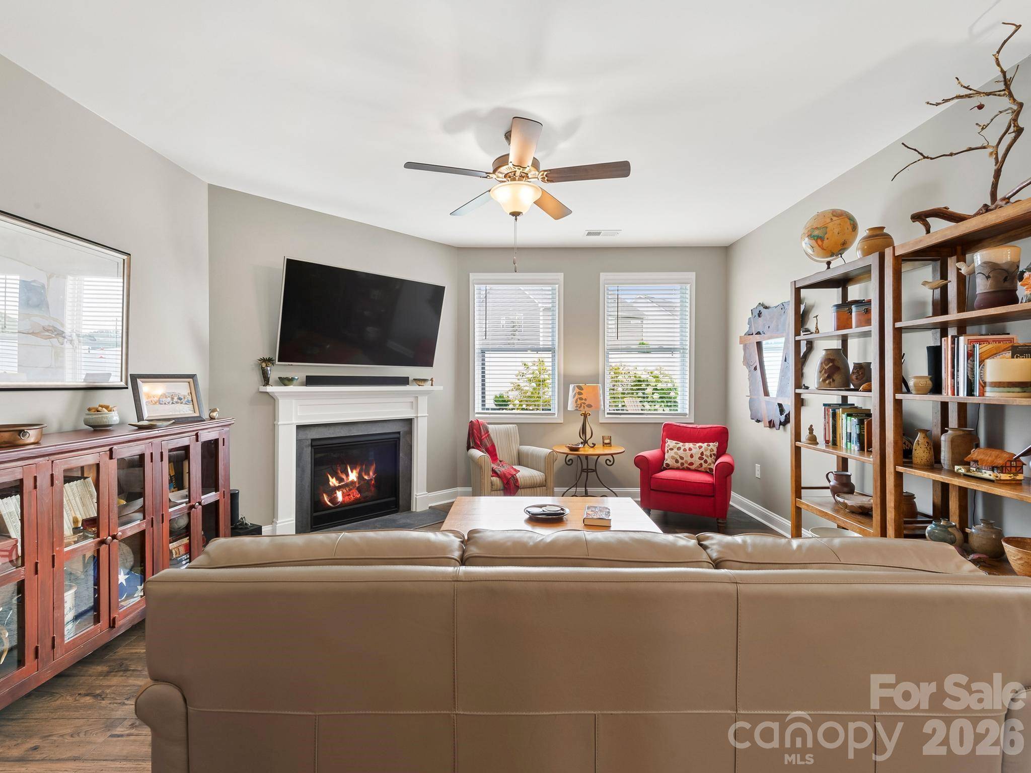 78 Fox Cove RD, Hendersonville, NC 28792