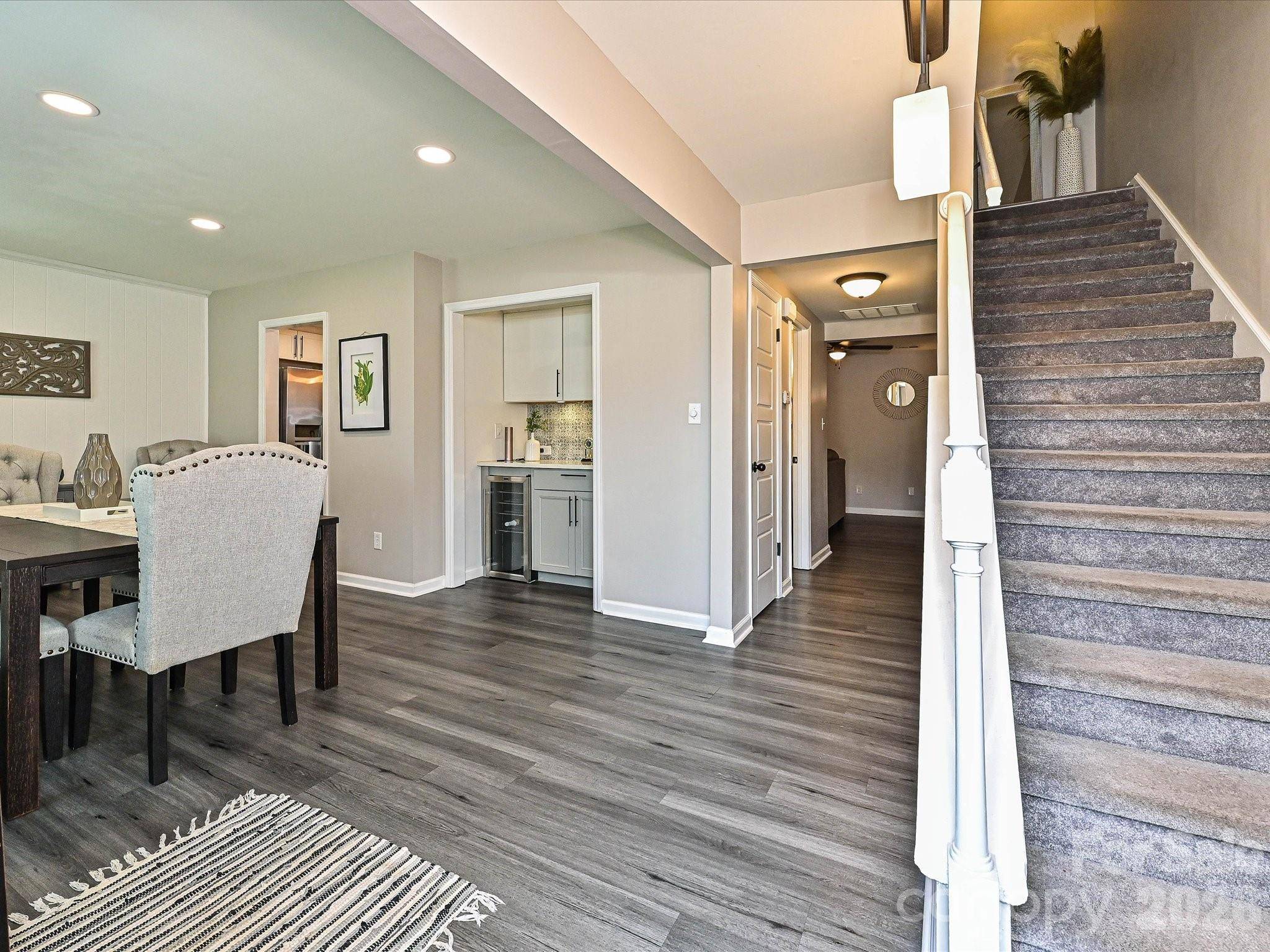8069 Regent Park LN, Charlotte, NC 28210