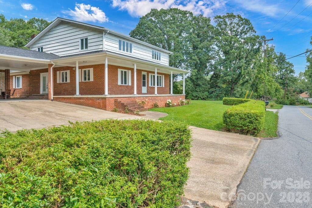 490 Morehead RD, Marion, NC 28752