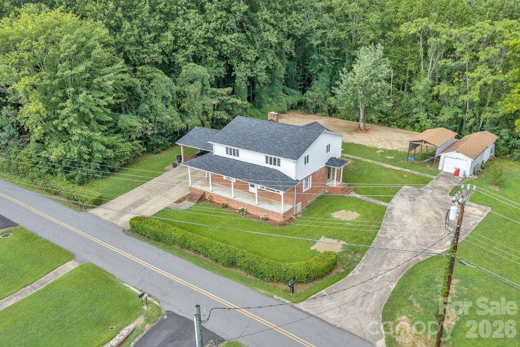 490 Morehead RD, Marion, NC 28752