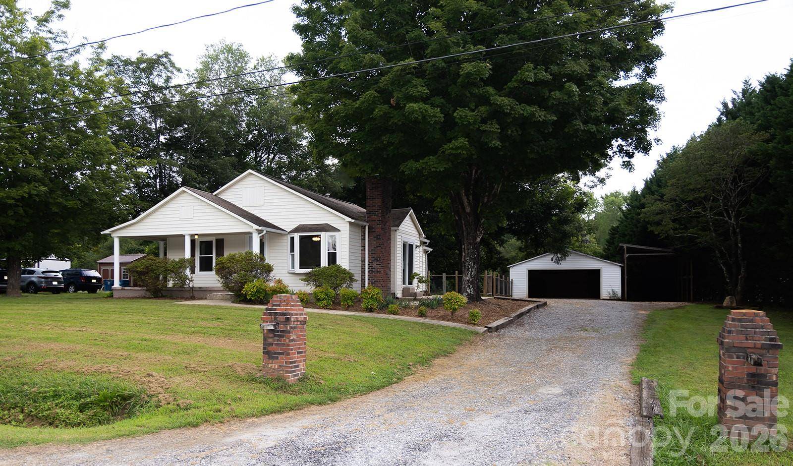 4170 Duff DR, Hudson, NC 28638
