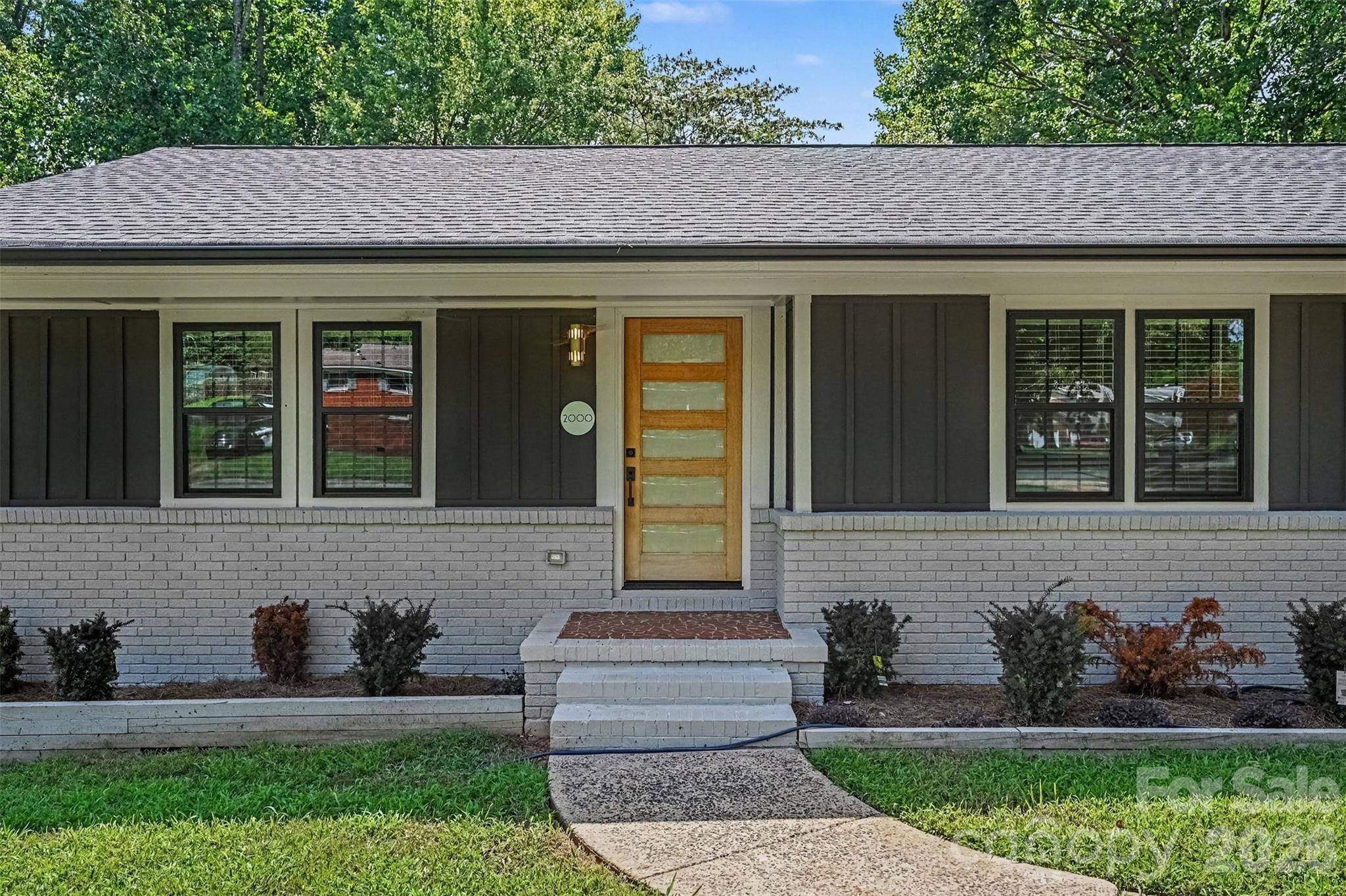 2000 Kilborne DR, Charlotte, NC 28205