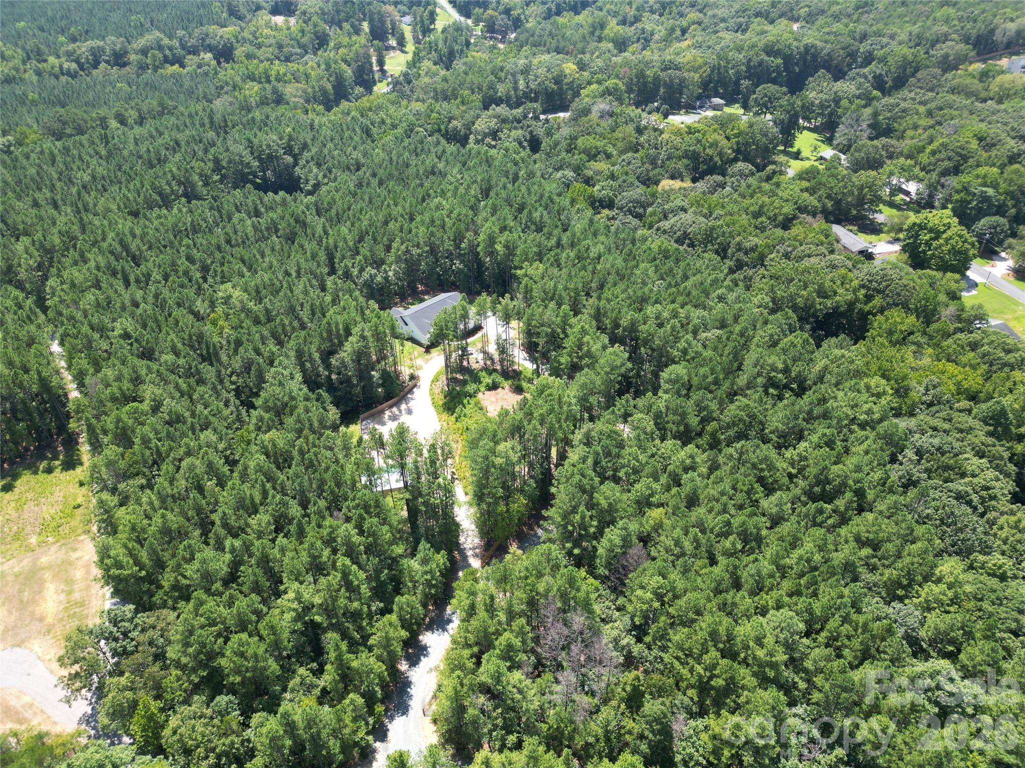 997 S Skyland DR, Mount Pleasant, NC 28124