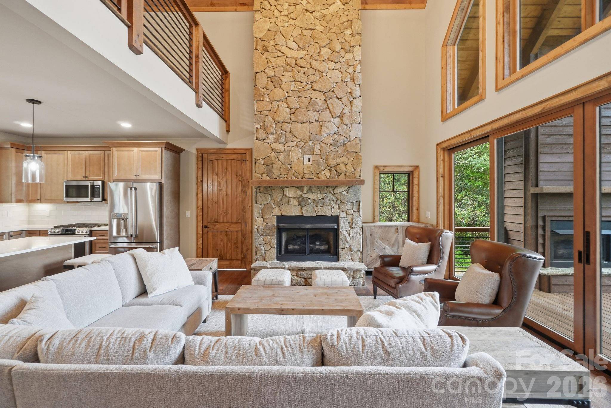 761 Foxfire DR, Banner Elk, NC 28604