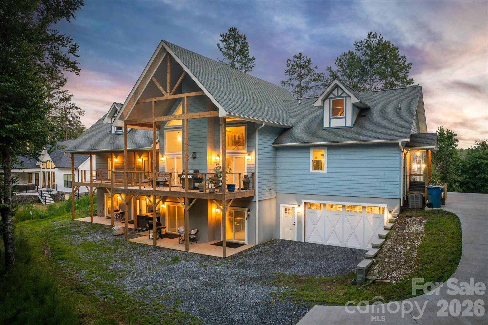 2371 W Paradise Harbor DR, Connelly Springs, NC 28612