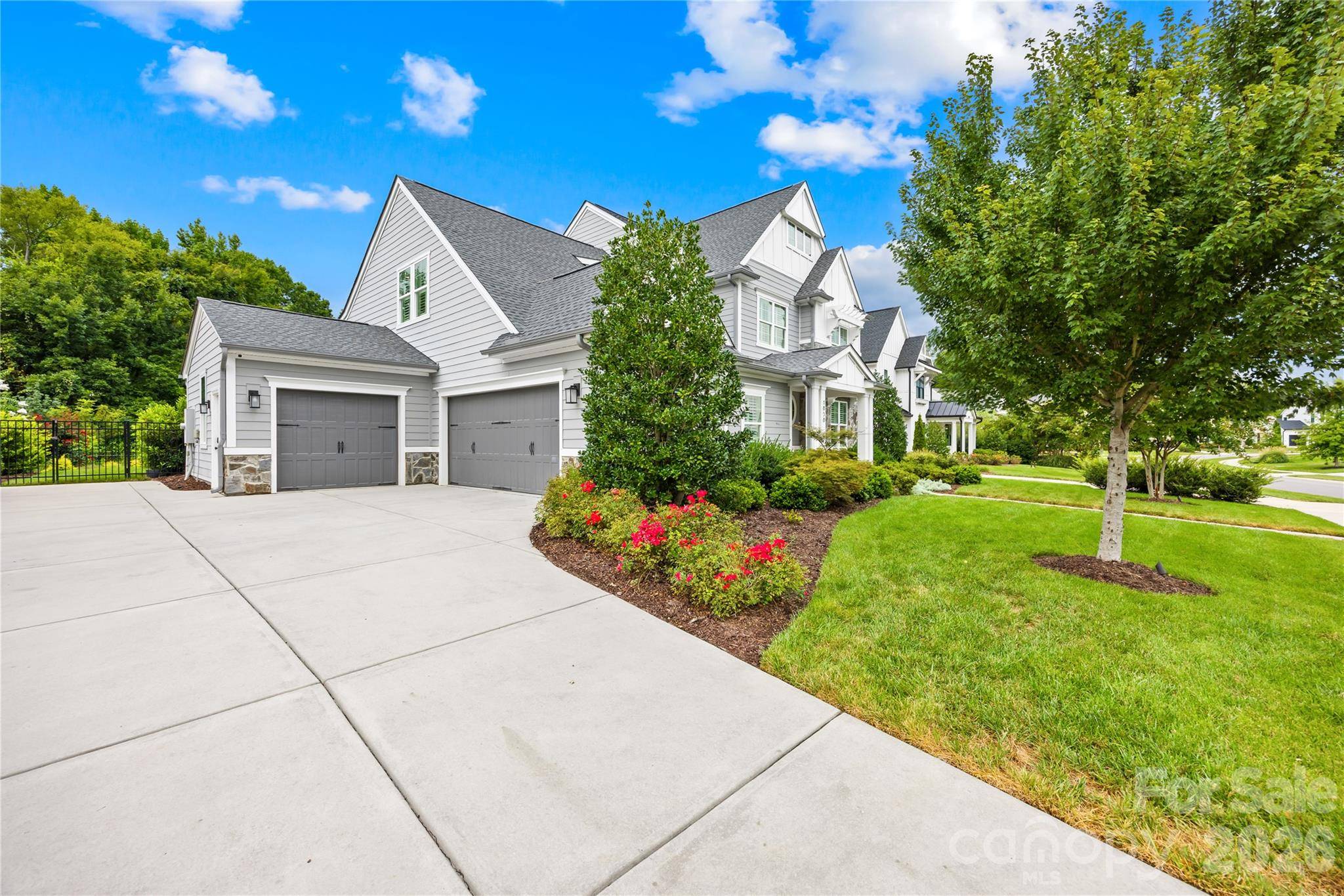 1858 Trotting CIR NW, Concord, NC 28027