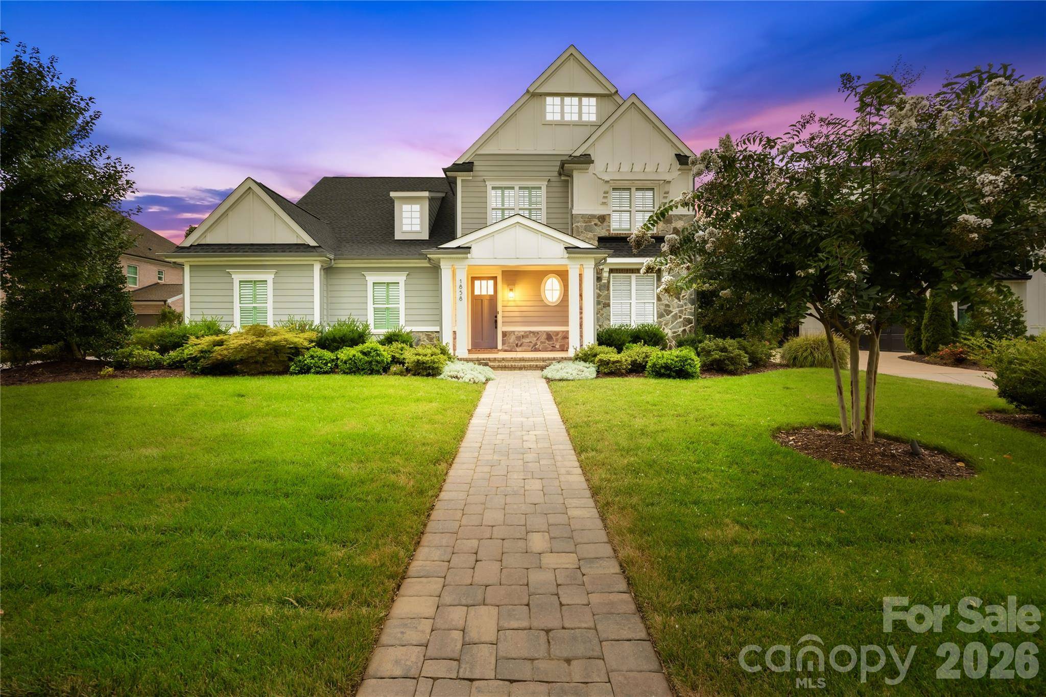 1858 Trotting CIR NW, Concord, NC 28027