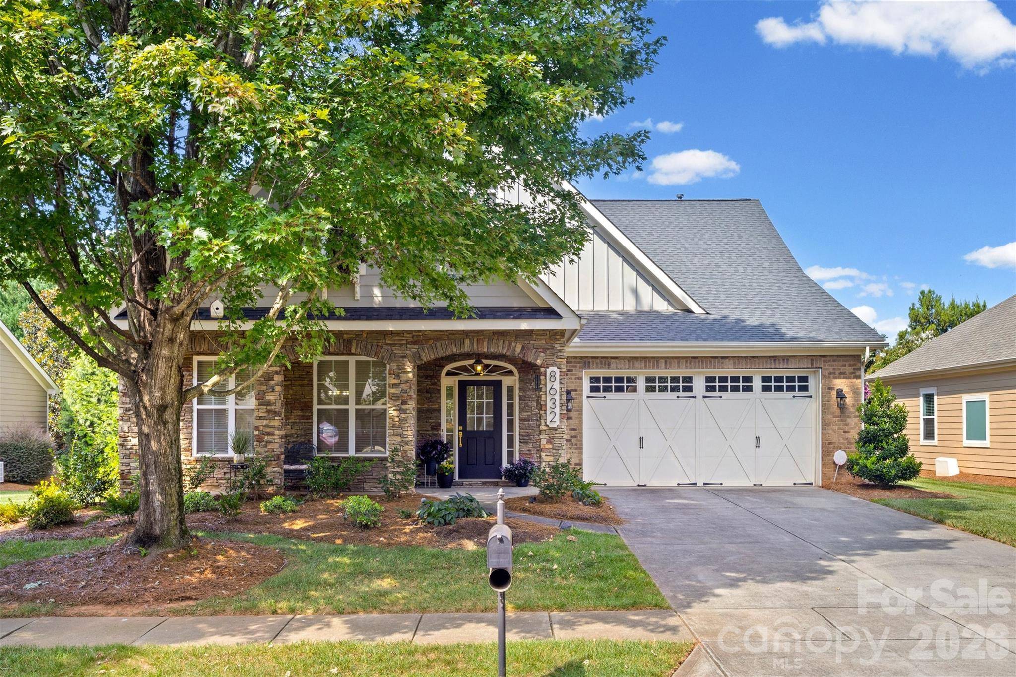 8632 Sequoia Grove LN, Charlotte, NC 28214